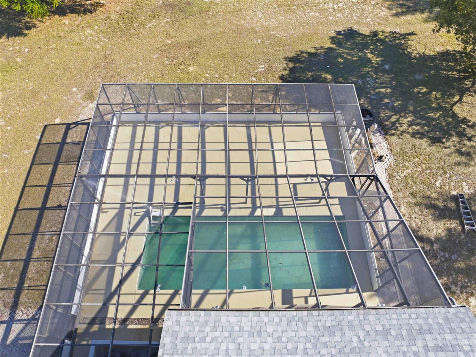 Listing photo id 61 for 5478 Glorious Trail