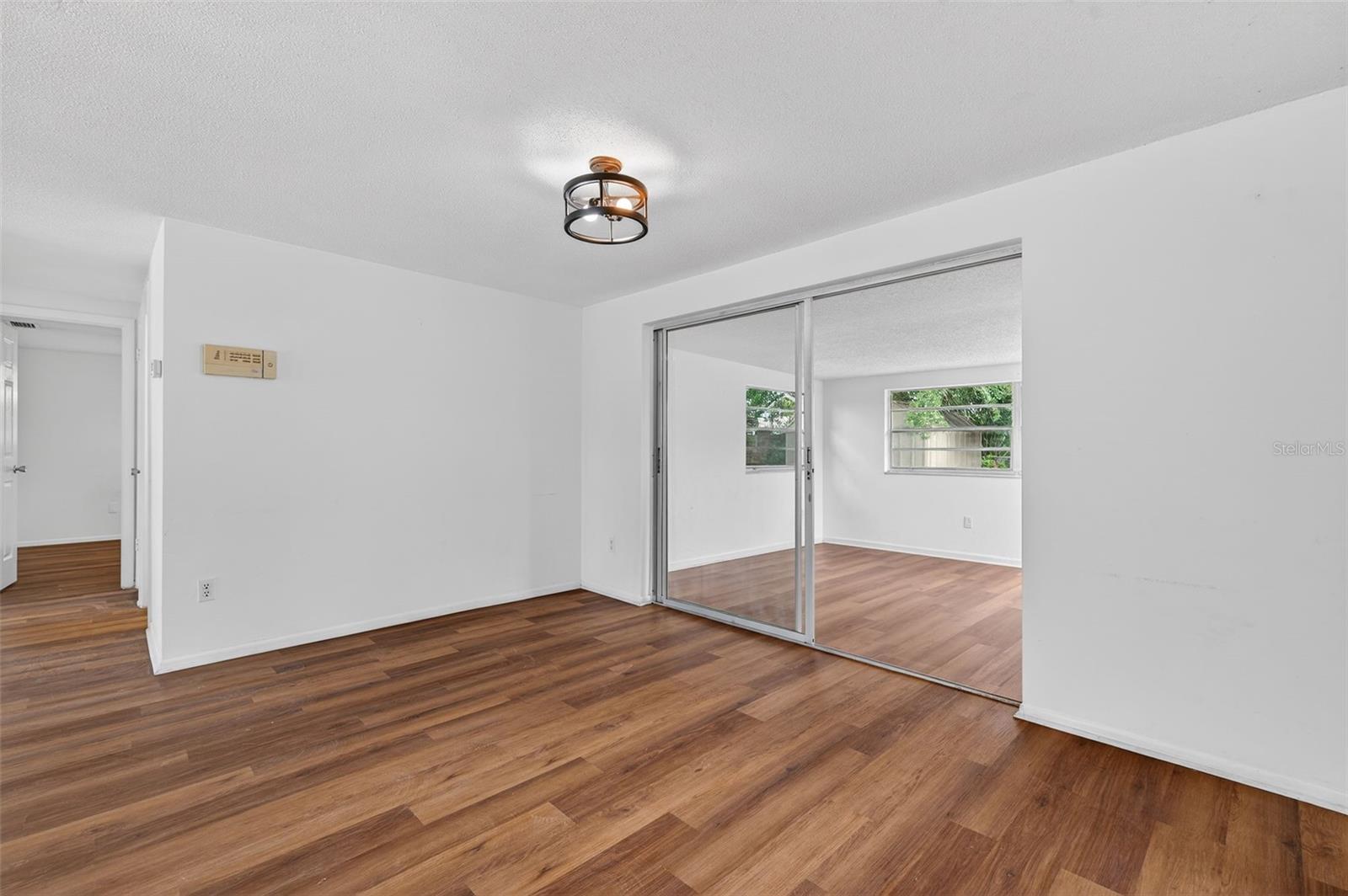 Image 18 of 60 For 8626 Robilina Road