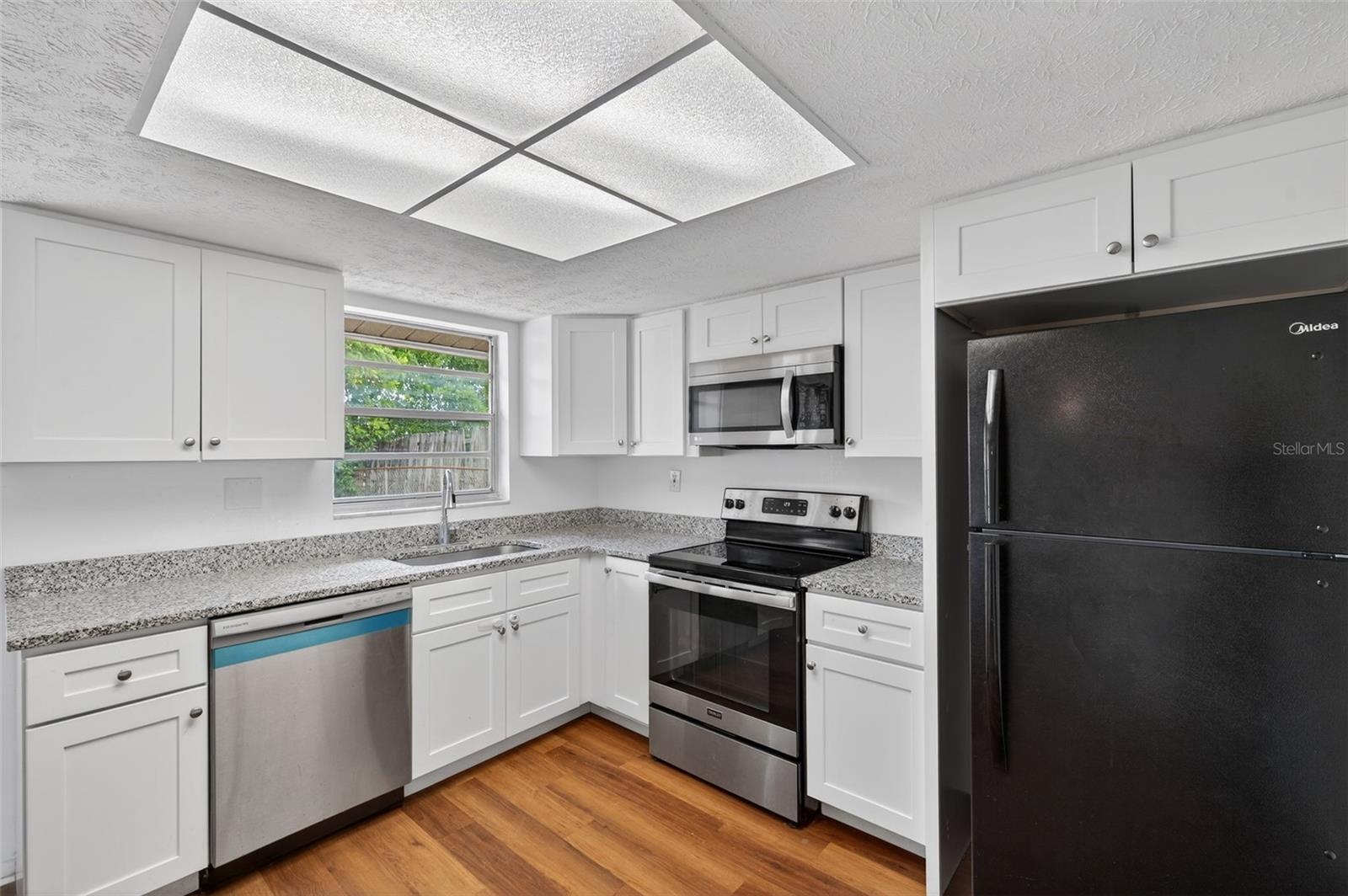 Image 25 of 60 For 8626 Robilina Road