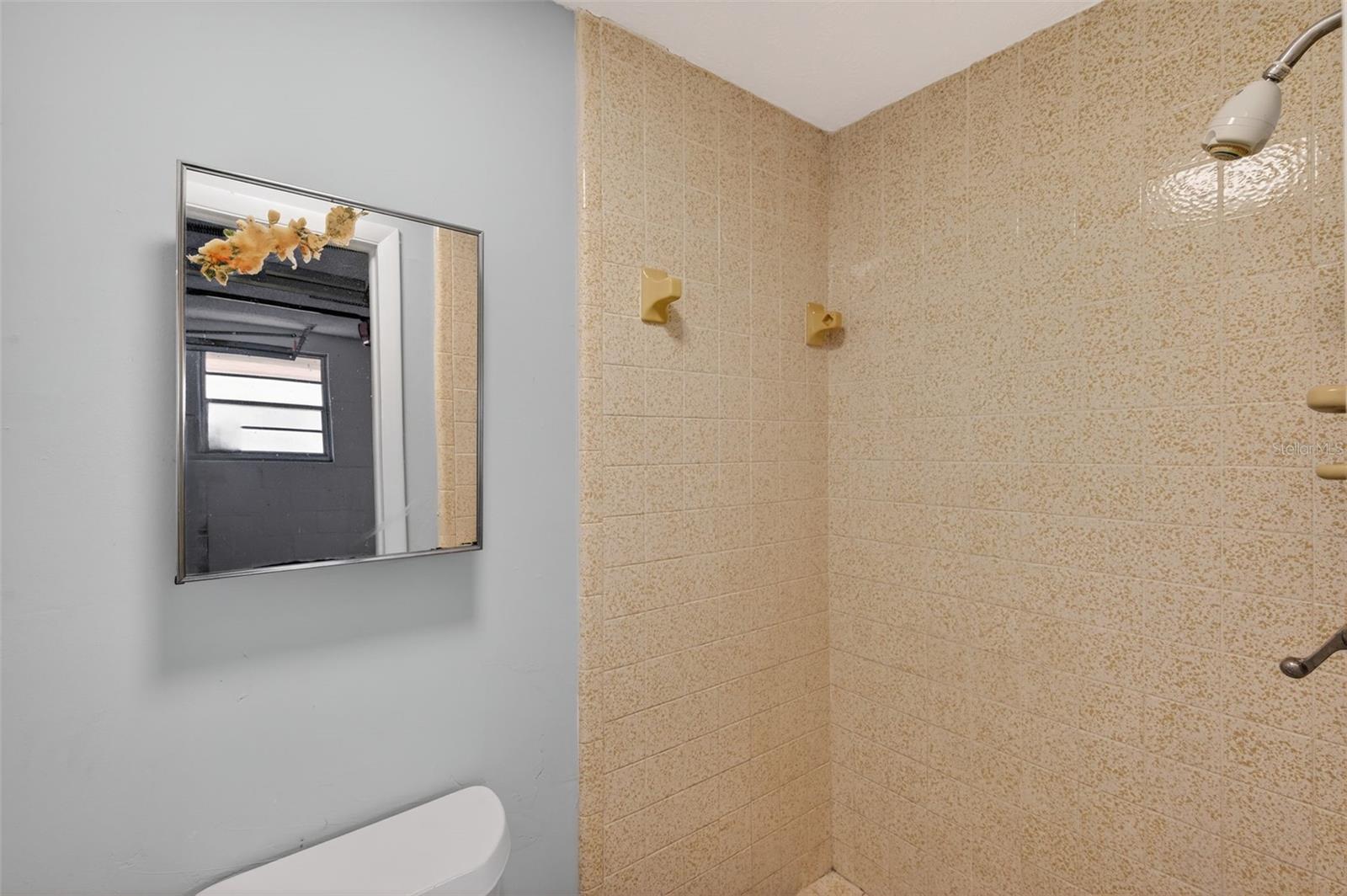 Image 29 of 60 For 8626 Robilina Road