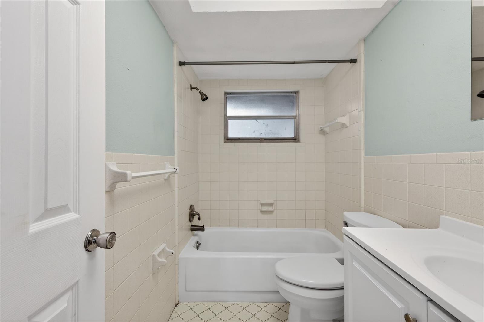 Image 36 of 60 For 8626 Robilina Road