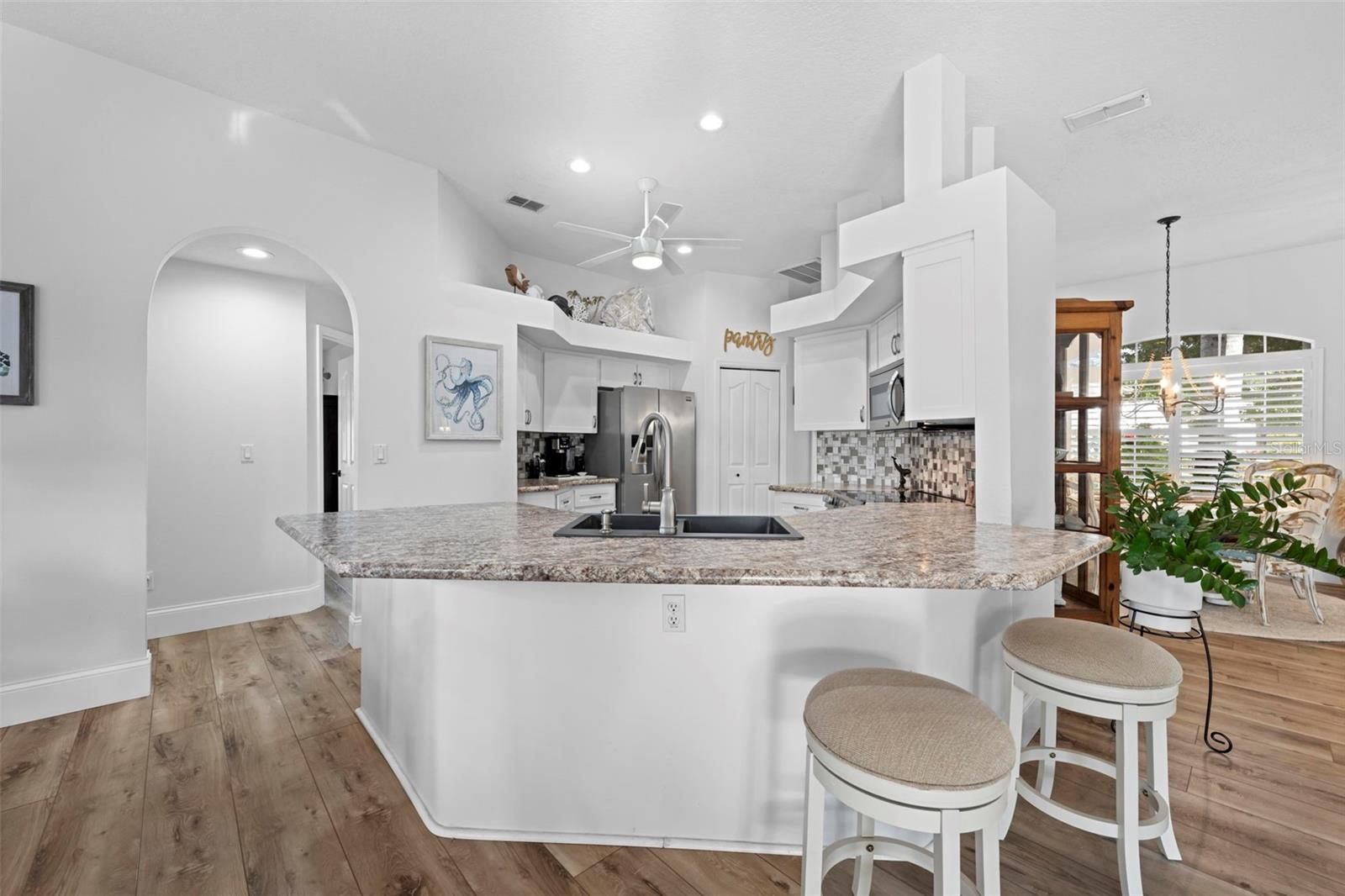 Listing photo id 31 for Address Not Provided