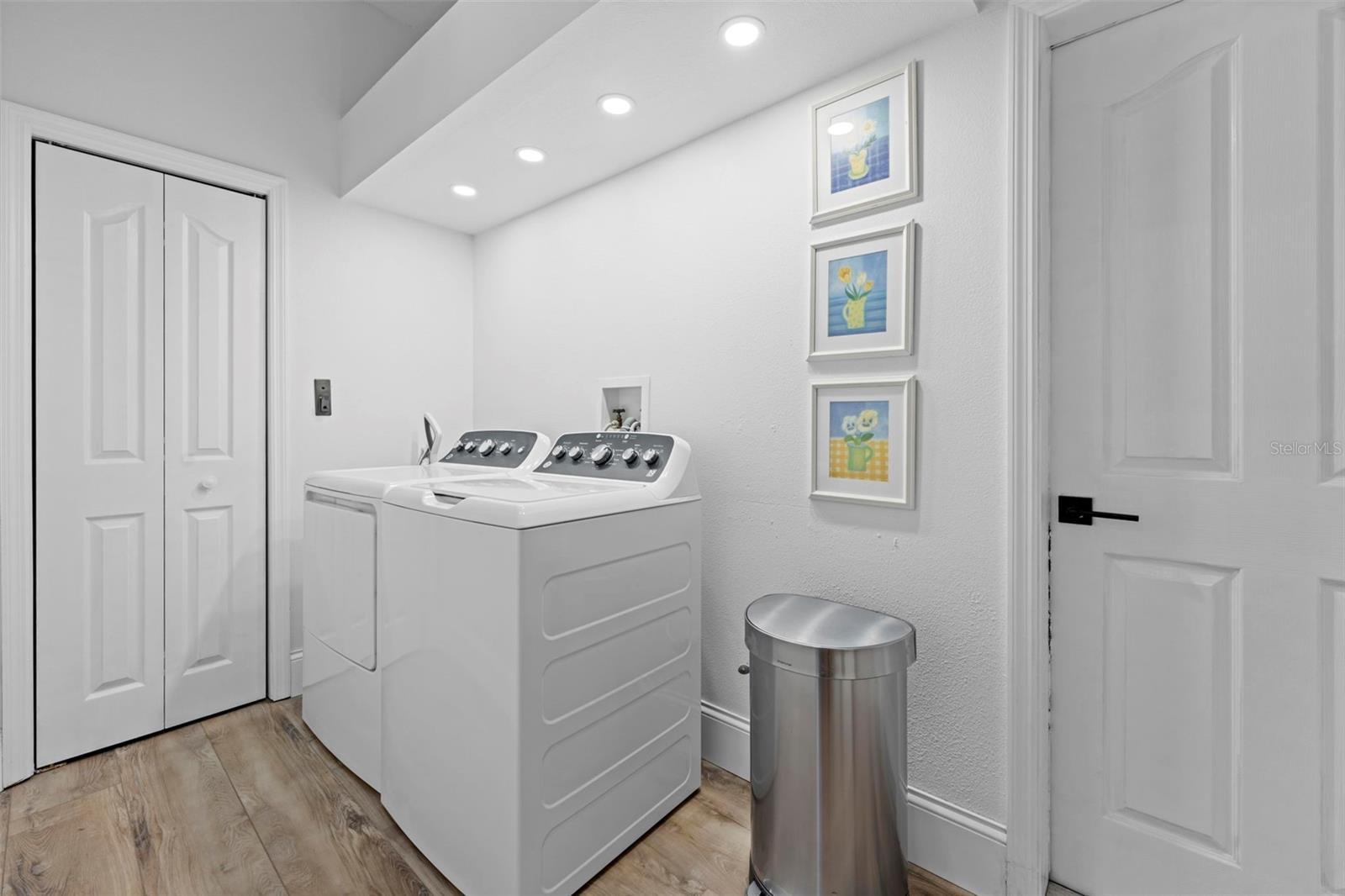 Listing photo id 50 for Address Not Provided