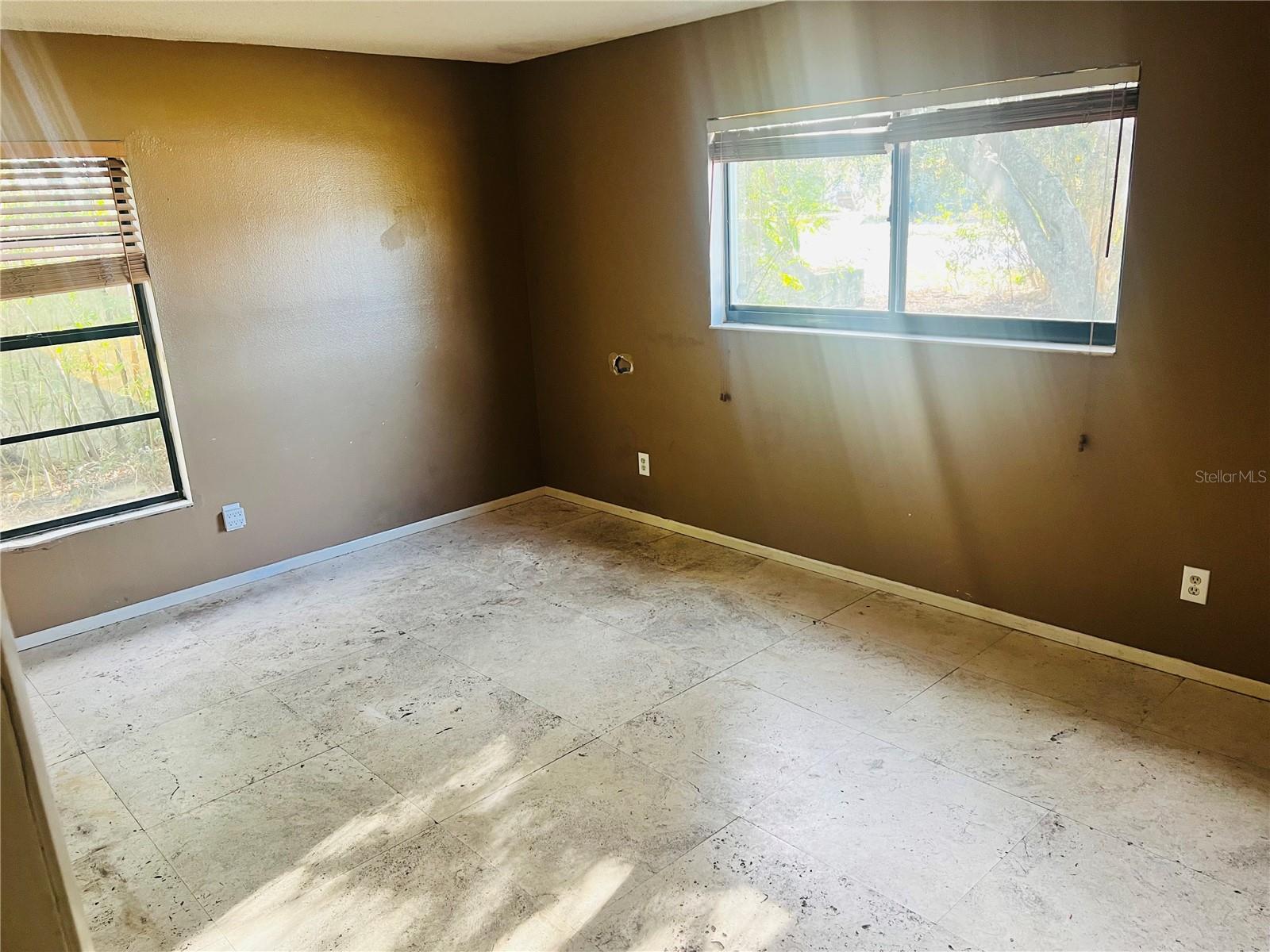 Image 9 of 11 For 13095 Lawrence Street