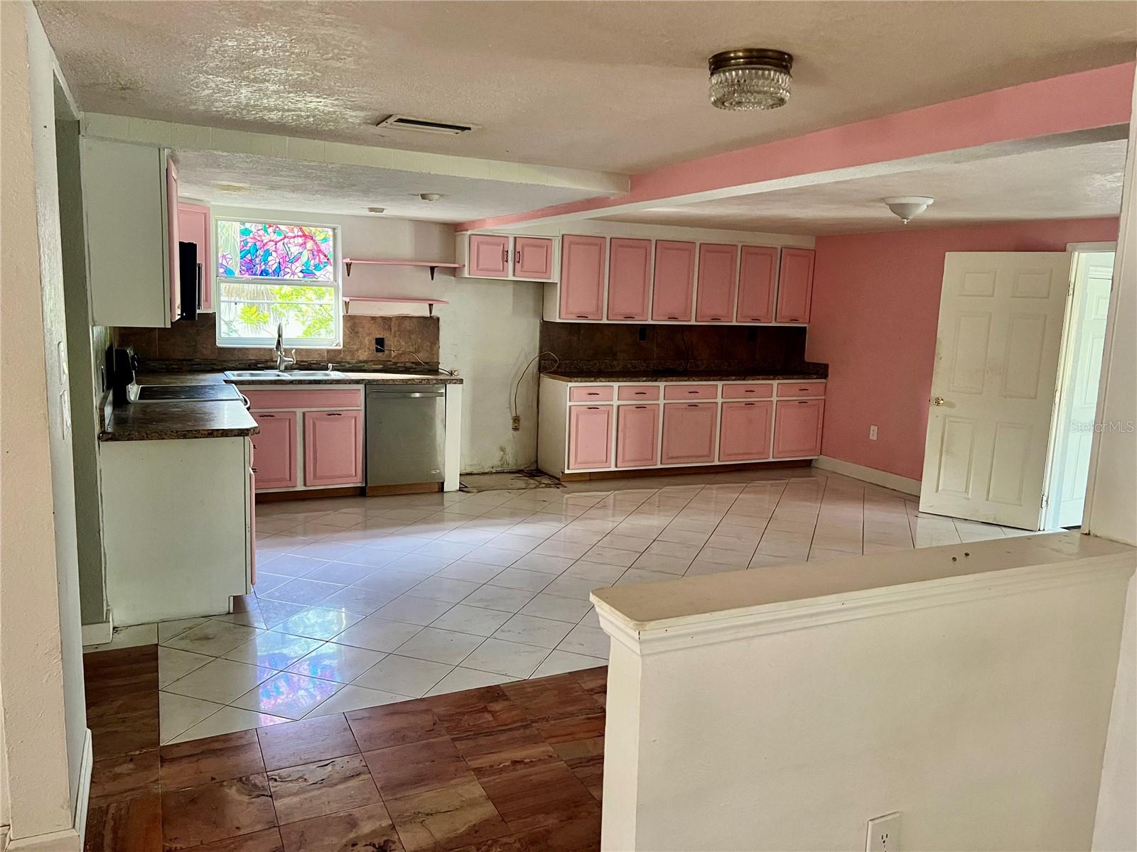 Image 6 of 12 For 6063 Airmont Drive