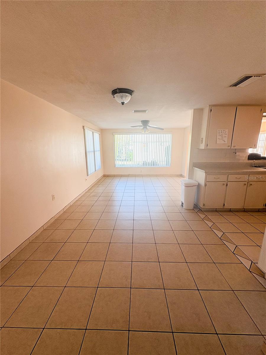 Image 16 of 38 For 10206 Willow Drive