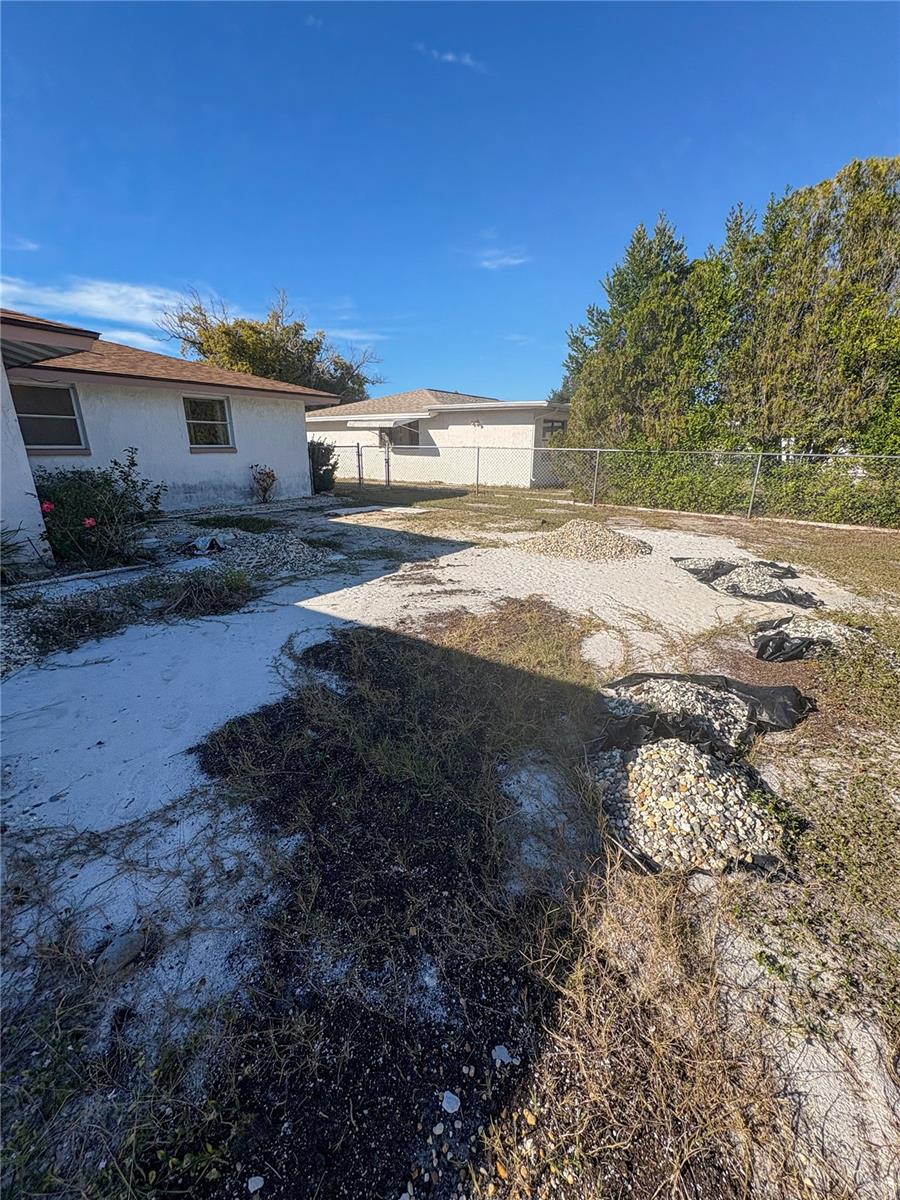 Image 31 of 38 For 10206 Willow Drive