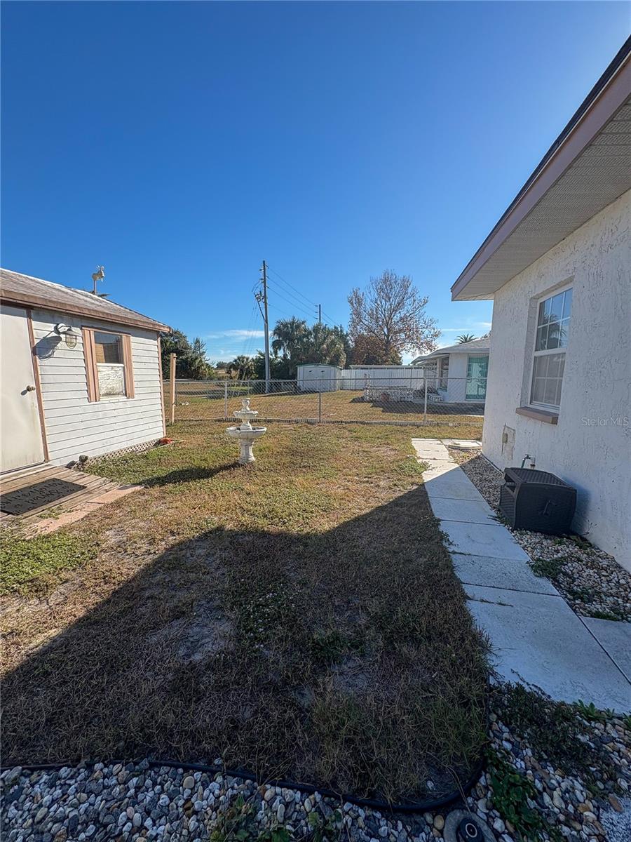 Image 36 of 38 For 10206 Willow Drive