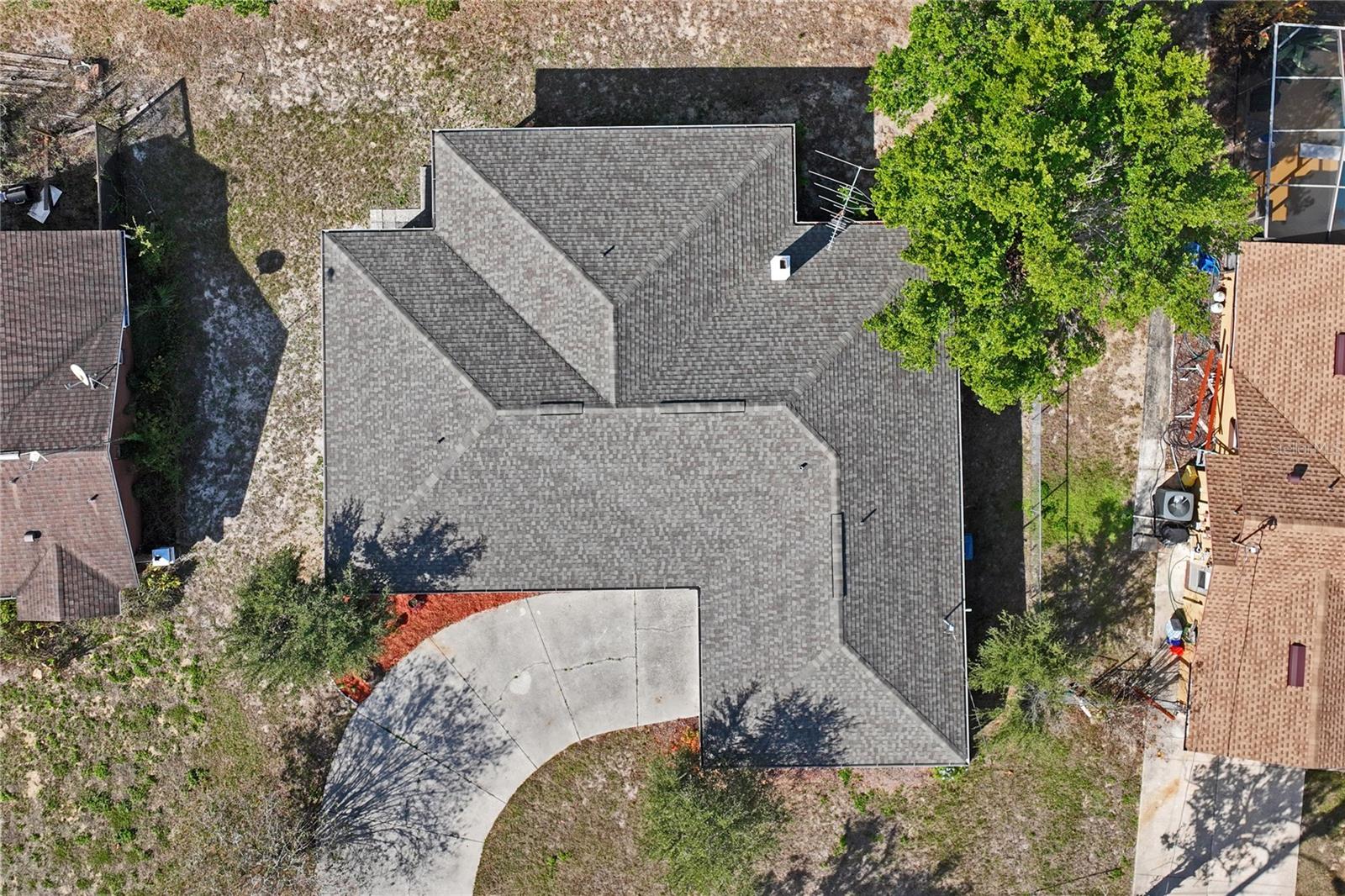 Image 36 of 39 For 10237 Carrin Road