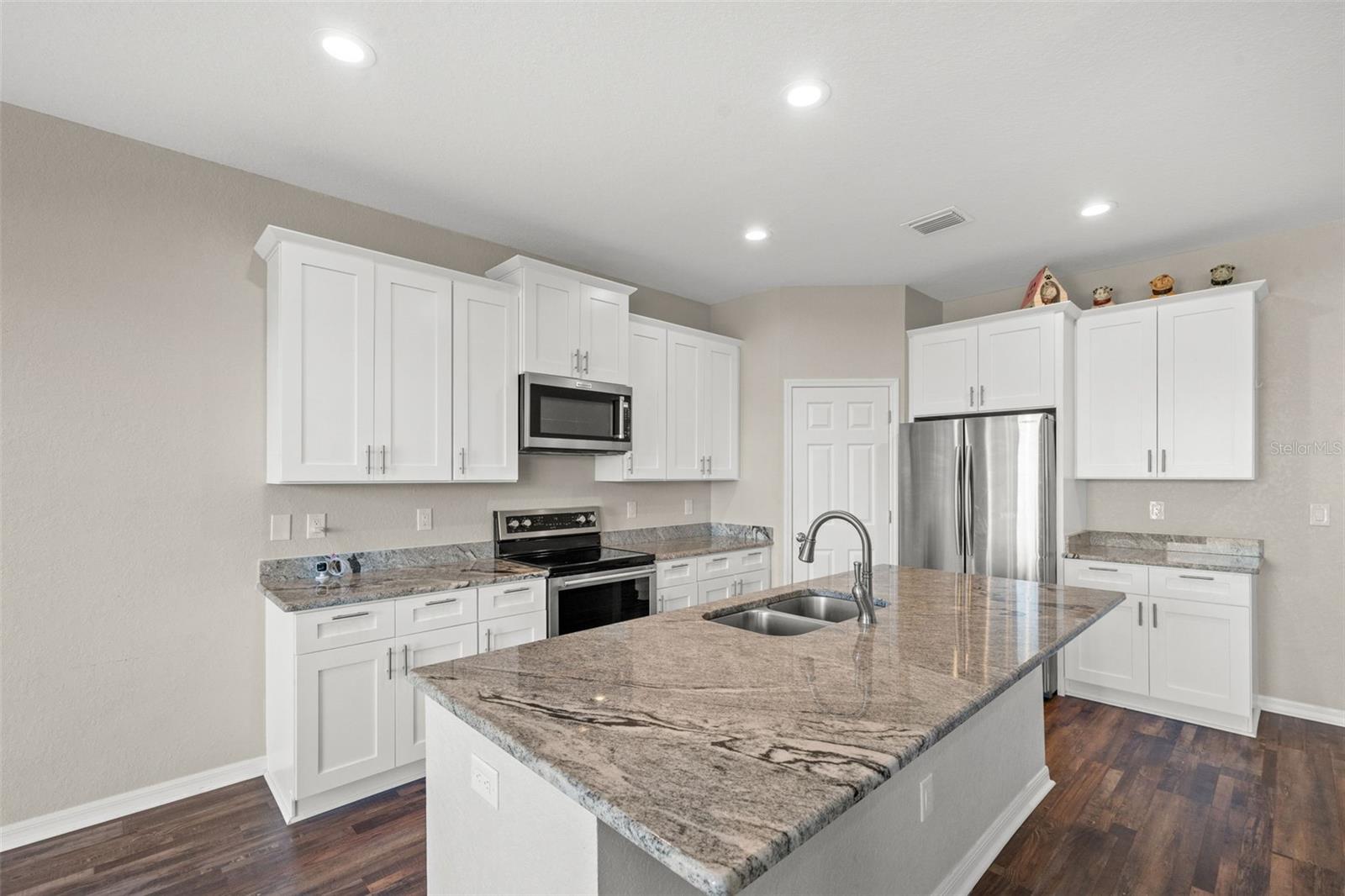 Image 9 of 46 For 446 Alpine Thistle Drive