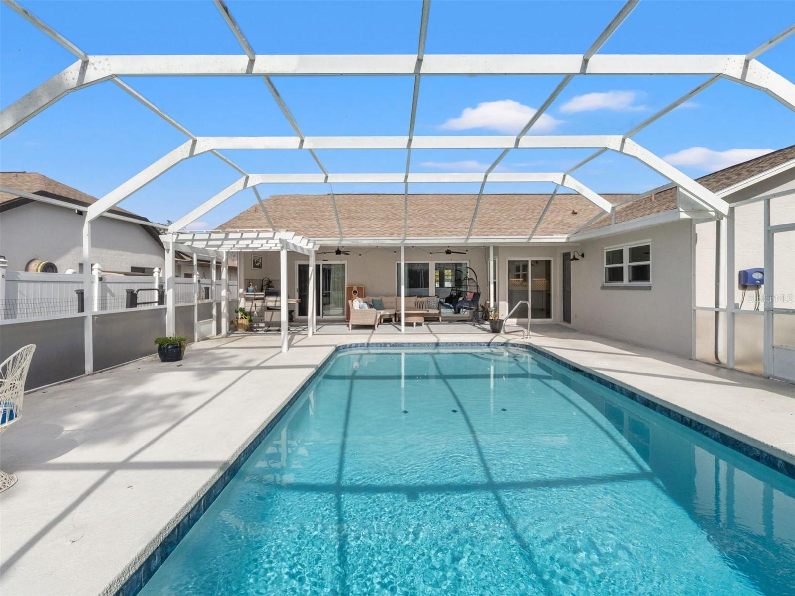 Listing photo id 34 for 8222 Rhanbuoy Road