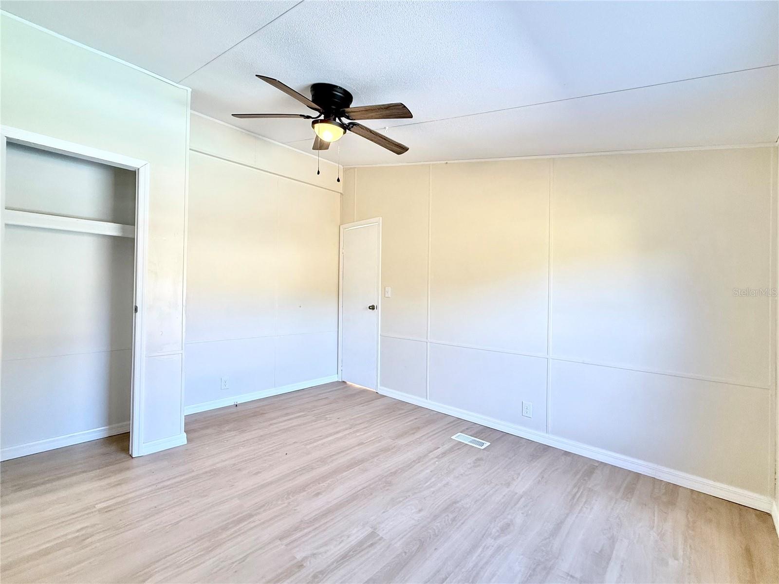 Image 11 of 25 For 4335 150th Street