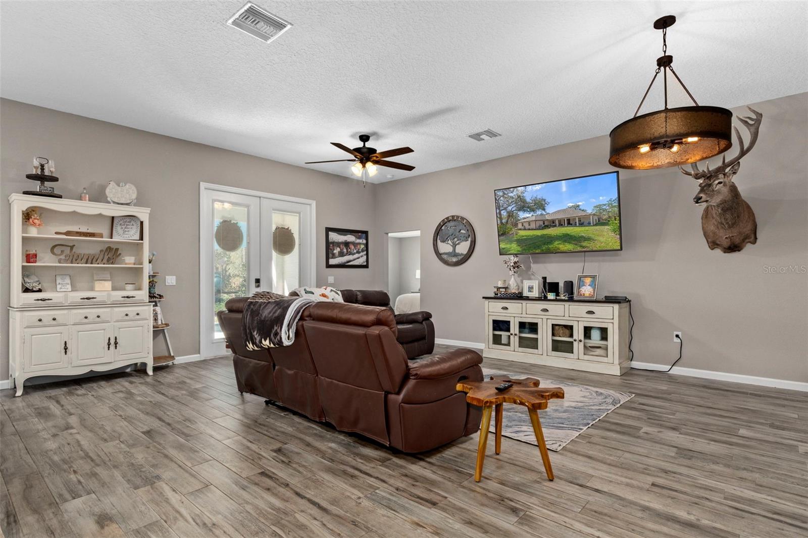 Image 8 of 46 For 3076 Stirrup Drive