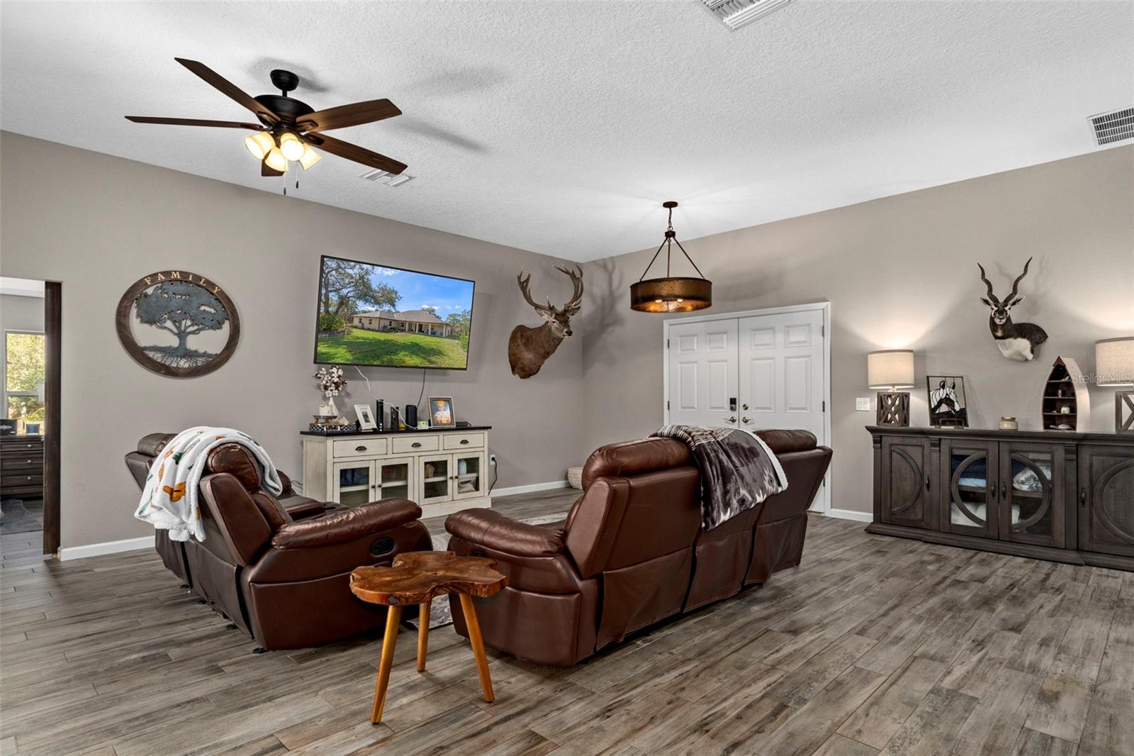 Image 9 of 46 For 3076 Stirrup Drive