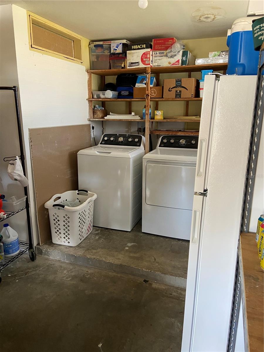 Image 13 of 28 For 5343 Bluepoint Drive