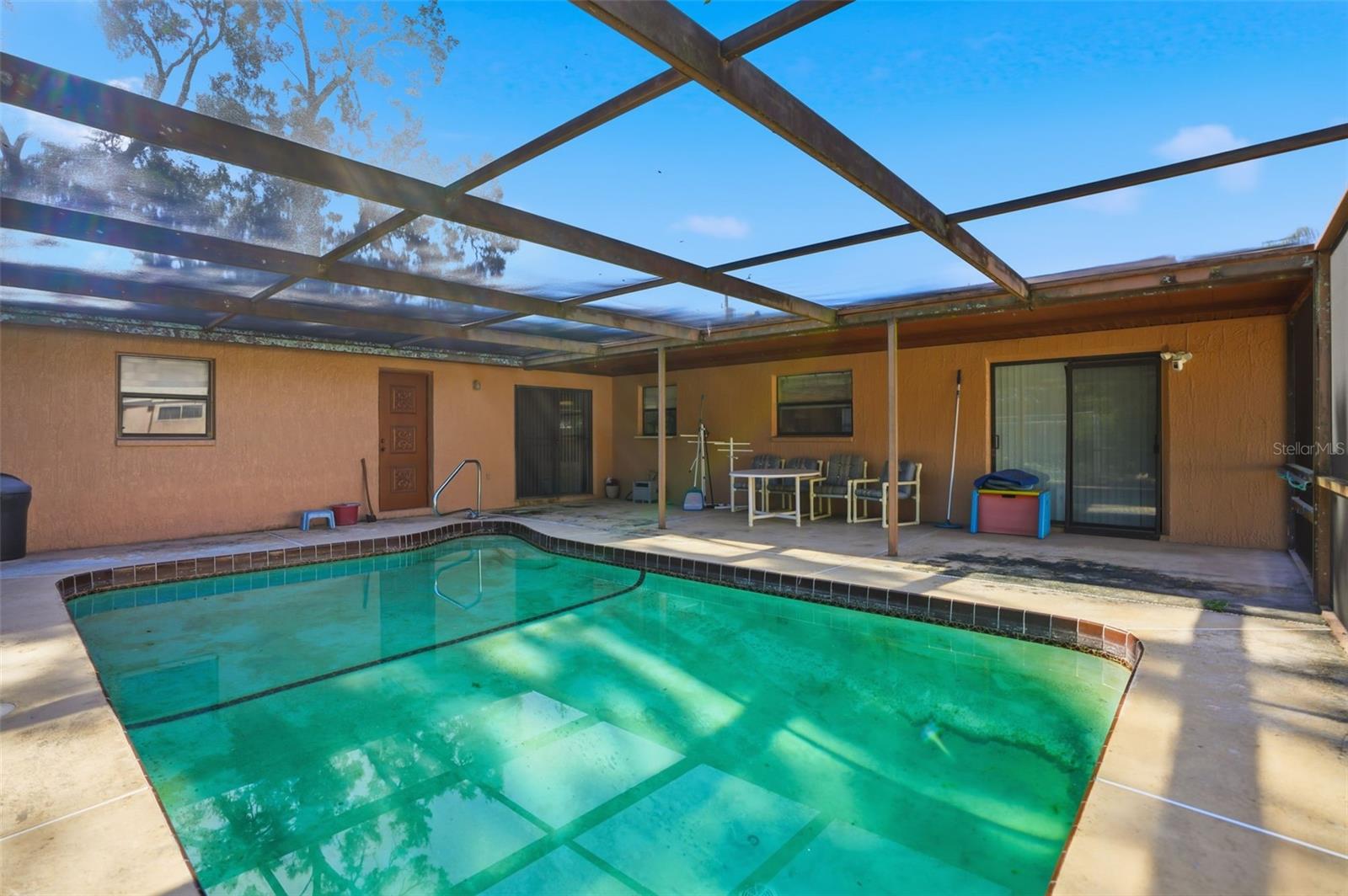 Image 4 of 50 For 1248 Tyler Avenue