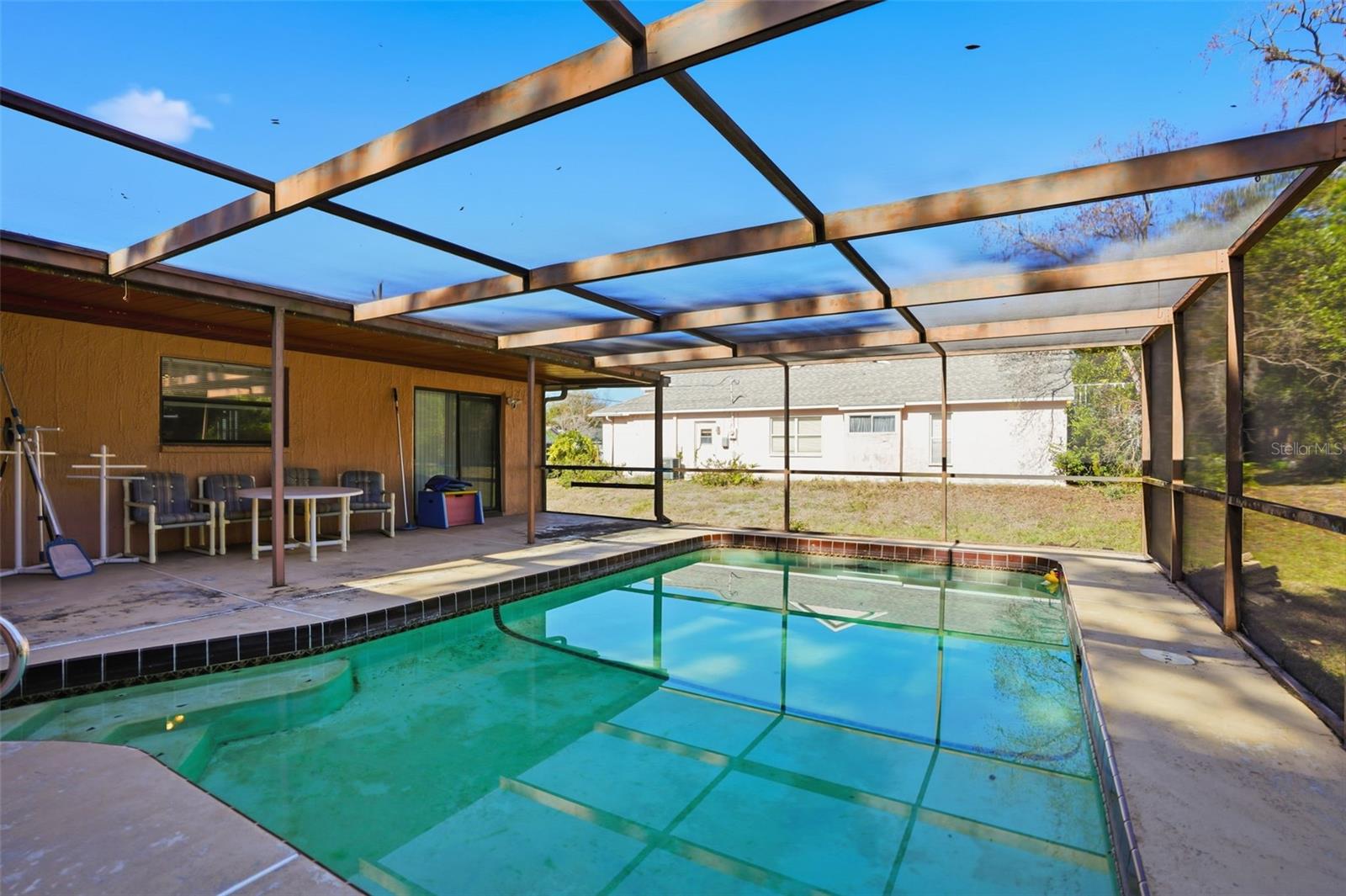 Image 5 of 50 For 1248 Tyler Avenue