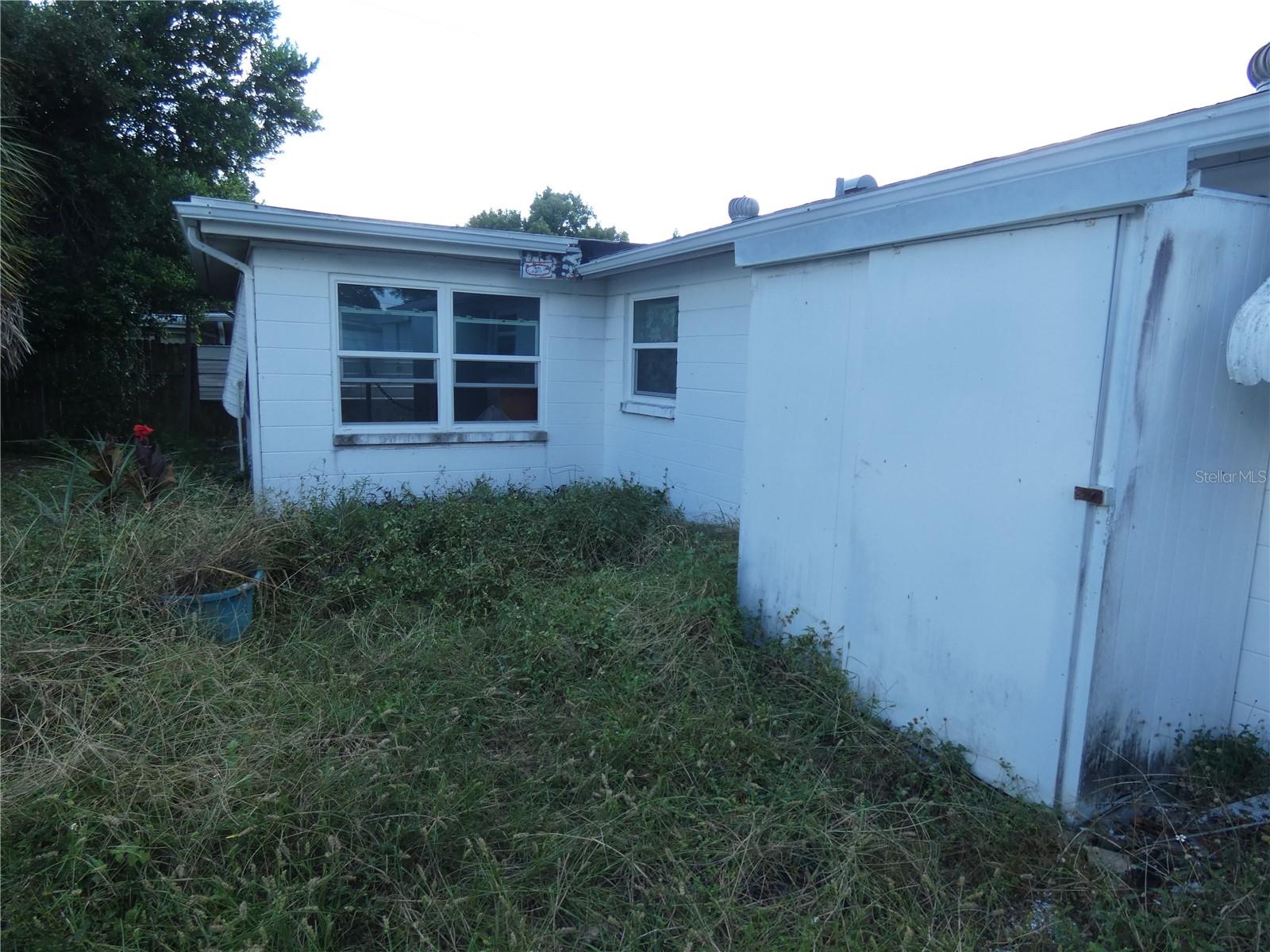 Image 3 of 27 For 3706 Berkshire Street