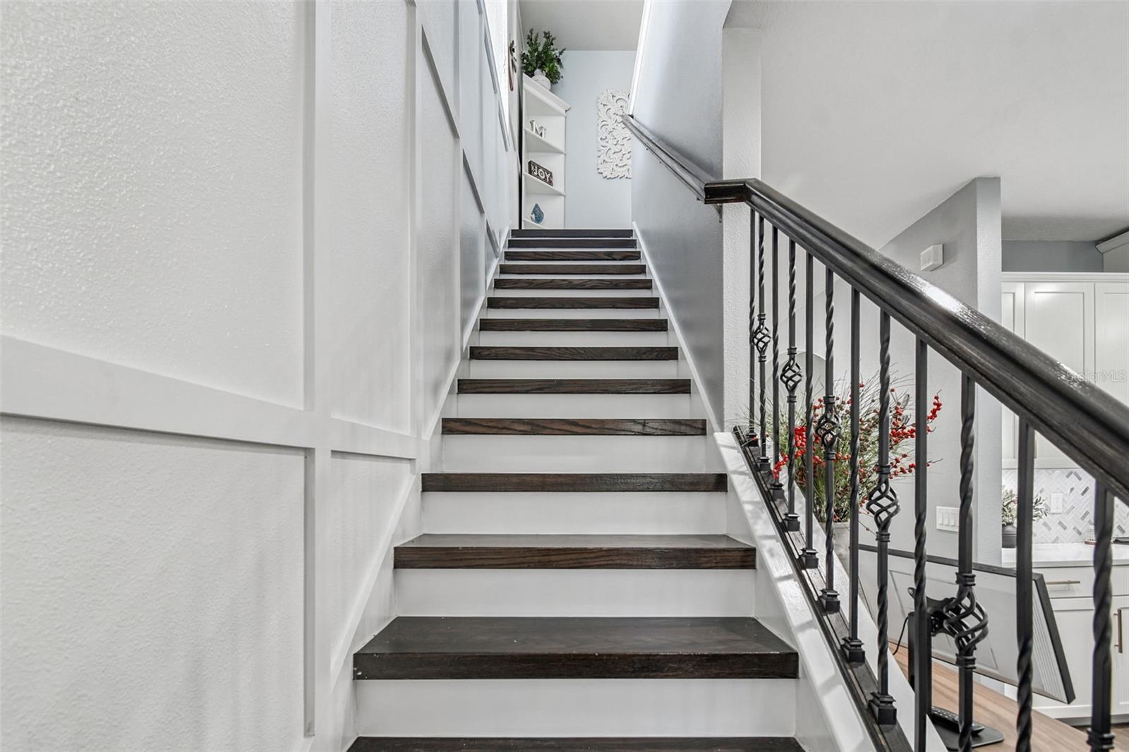 Image 21 of 37 For 8703 Corinthian Way