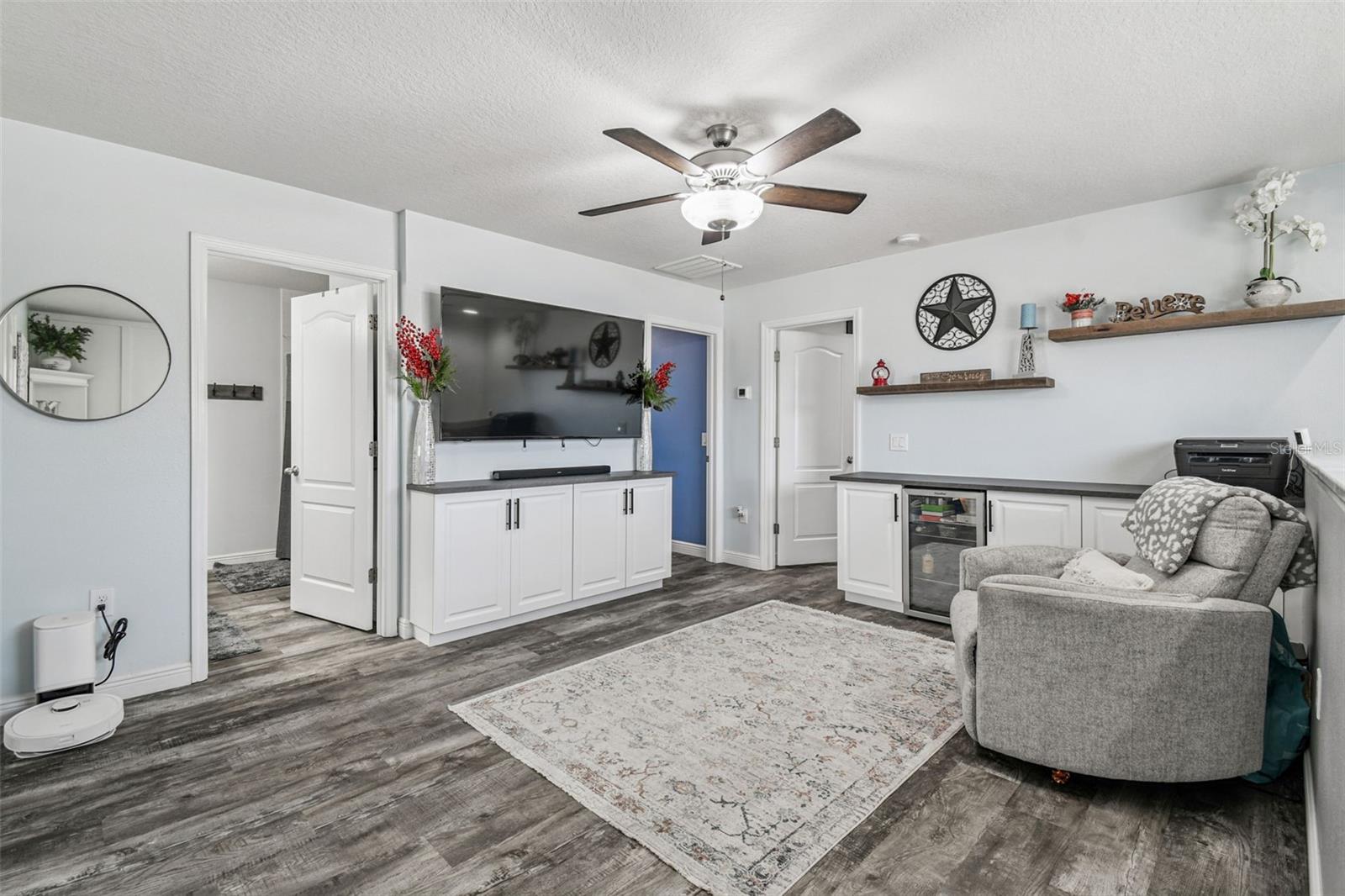 Image 22 of 37 For 8703 Corinthian Way