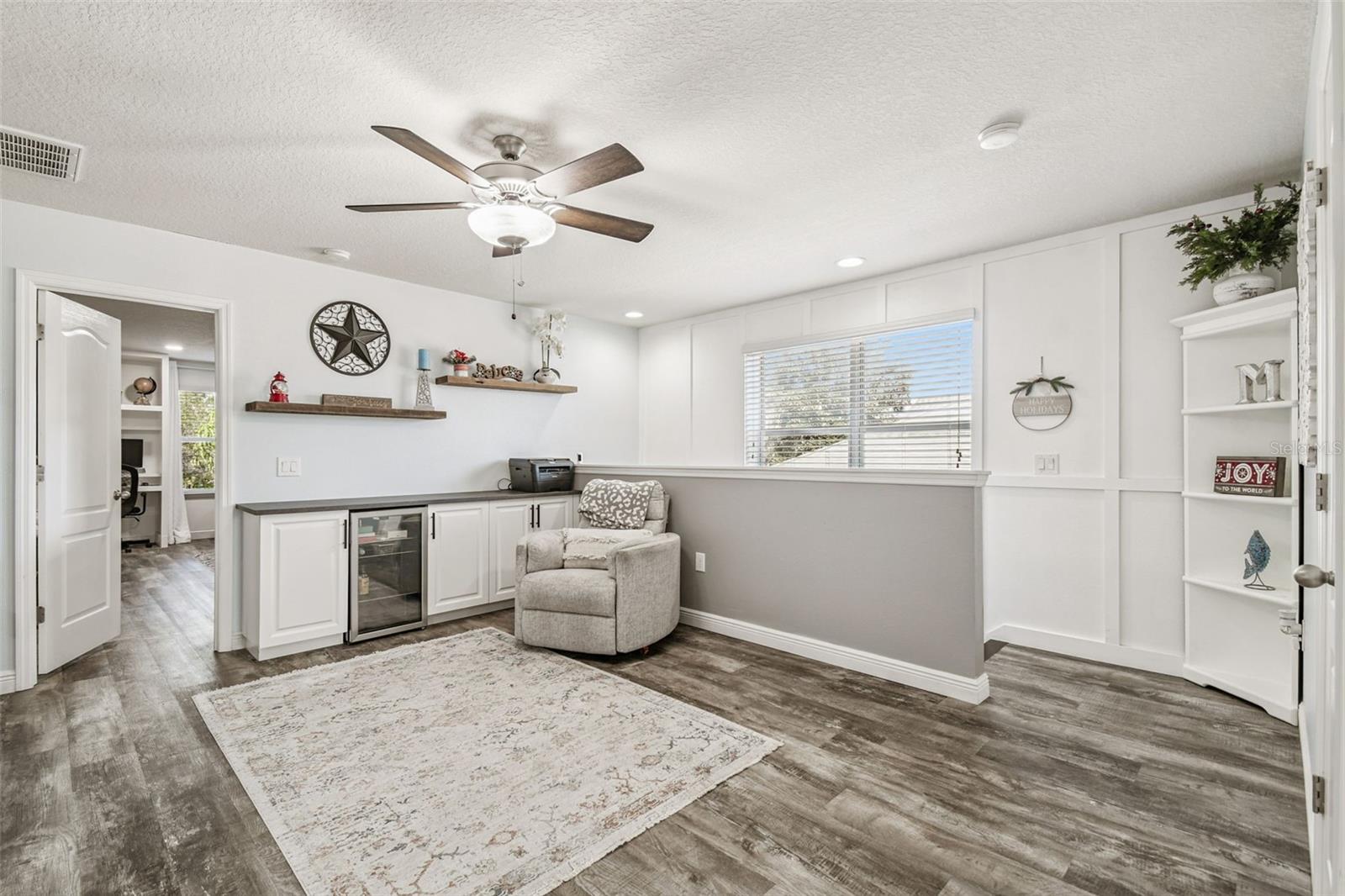 Image 23 of 37 For 8703 Corinthian Way