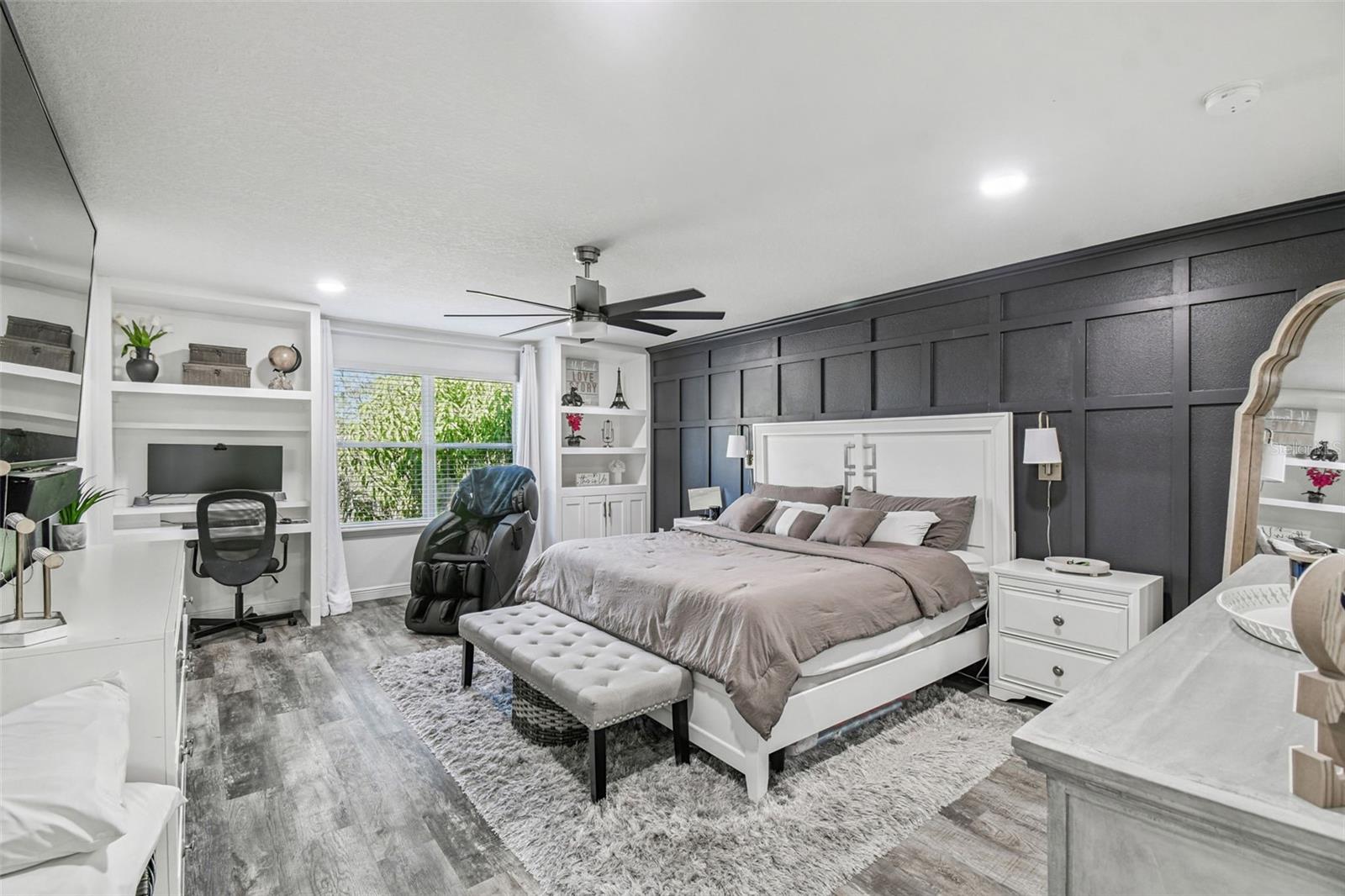 Image 24 of 37 For 8703 Corinthian Way