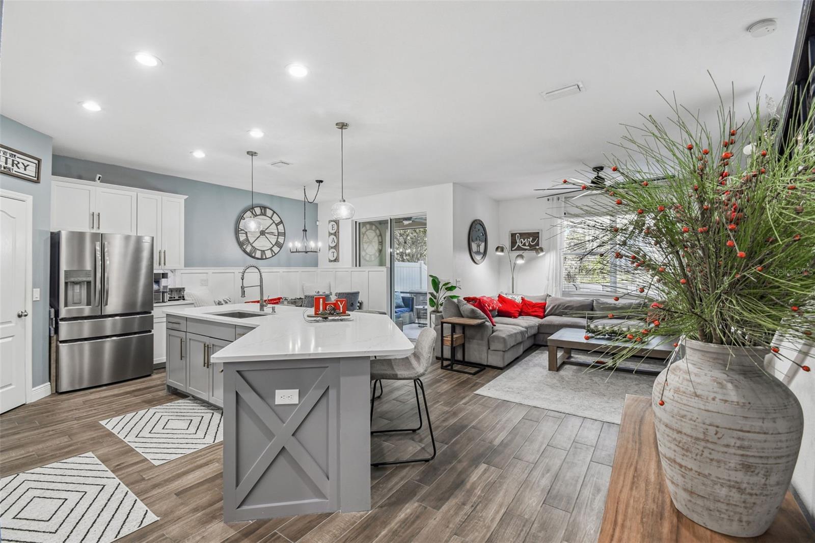 Image 4 of 37 For 8703 Corinthian Way