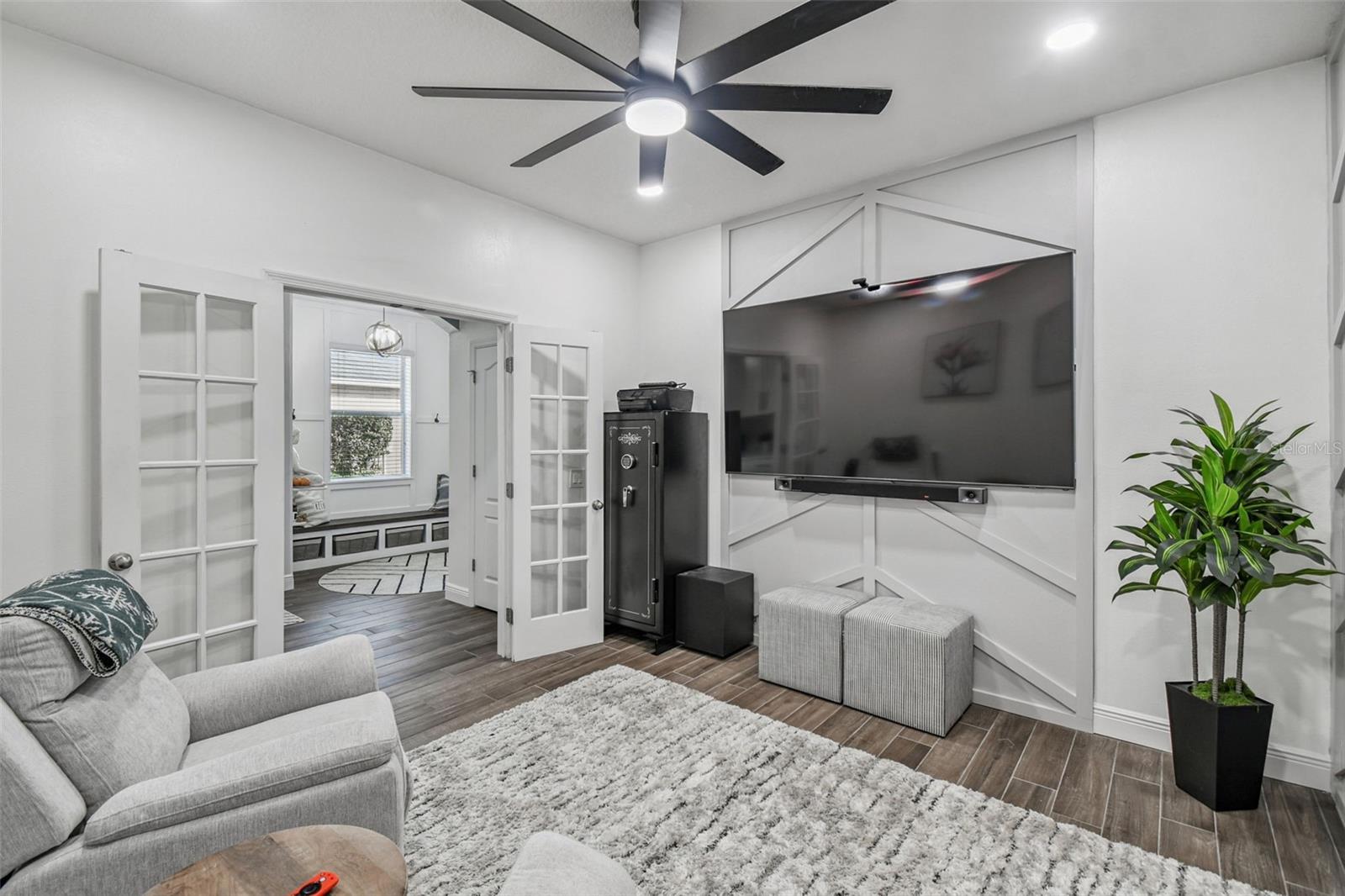 Image 7 of 37 For 8703 Corinthian Way