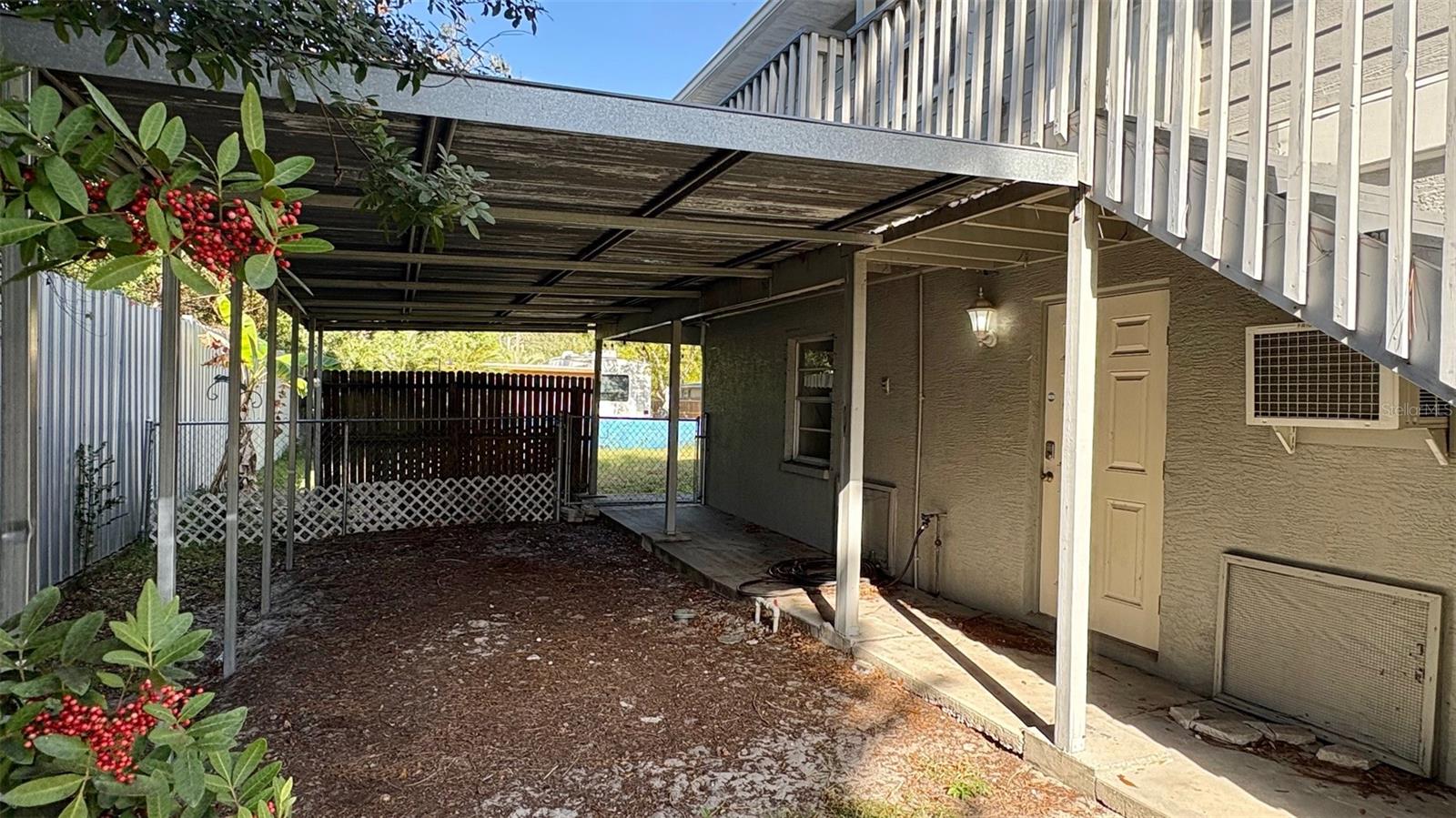 Listing photo id 0 for 7815 Butler Avenue