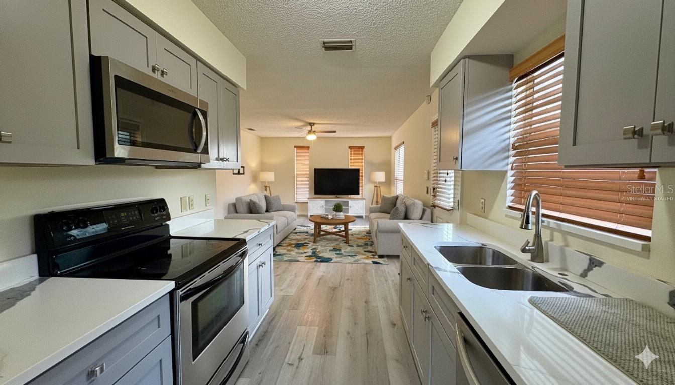 Listing photo id 4 for 7815 Butler Avenue