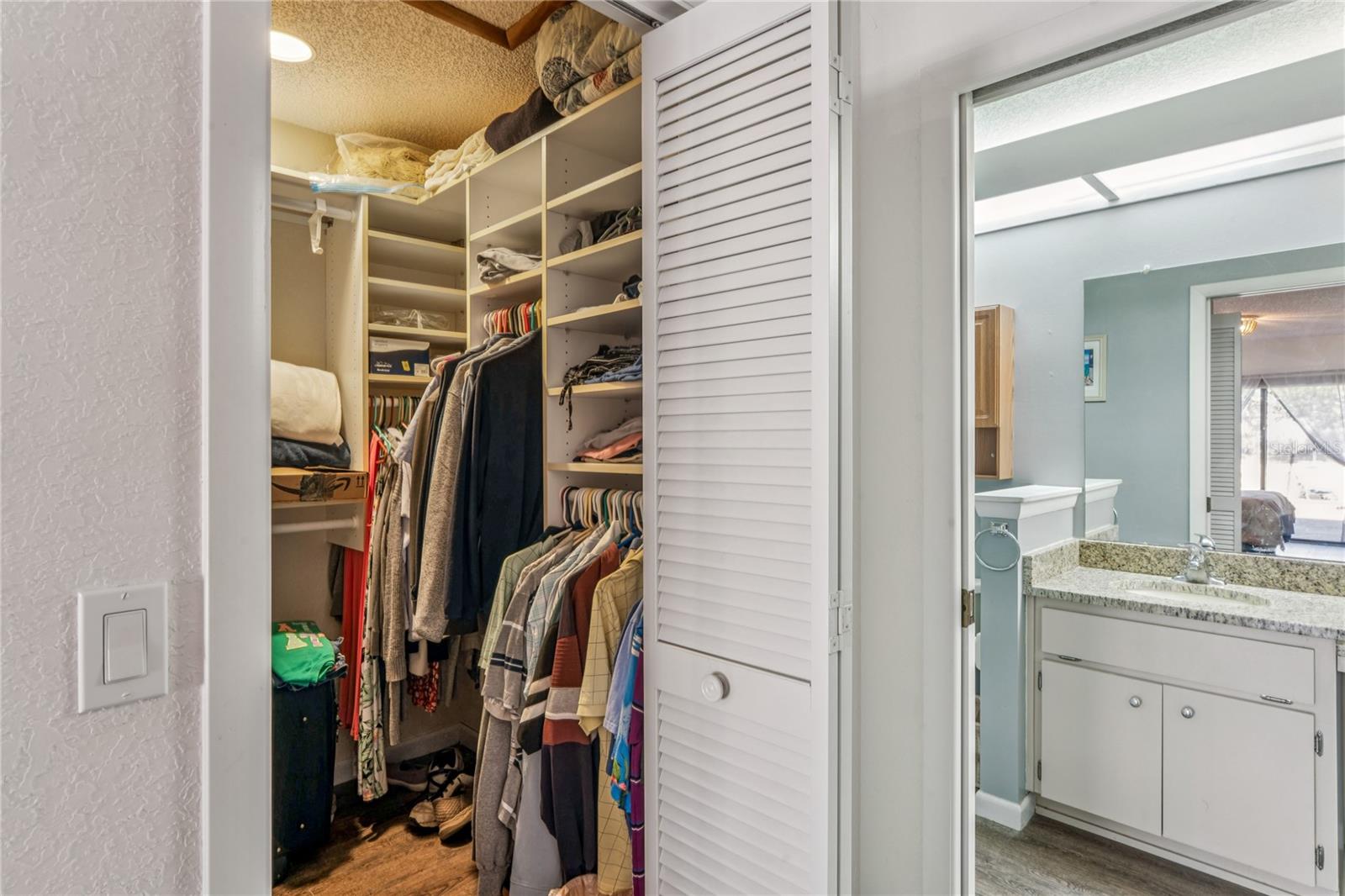 Image 24 of 64 For 4527 Goldcoast Avenue