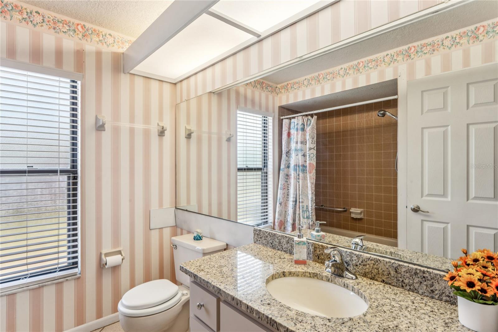 Image 29 of 64 For 4527 Goldcoast Avenue