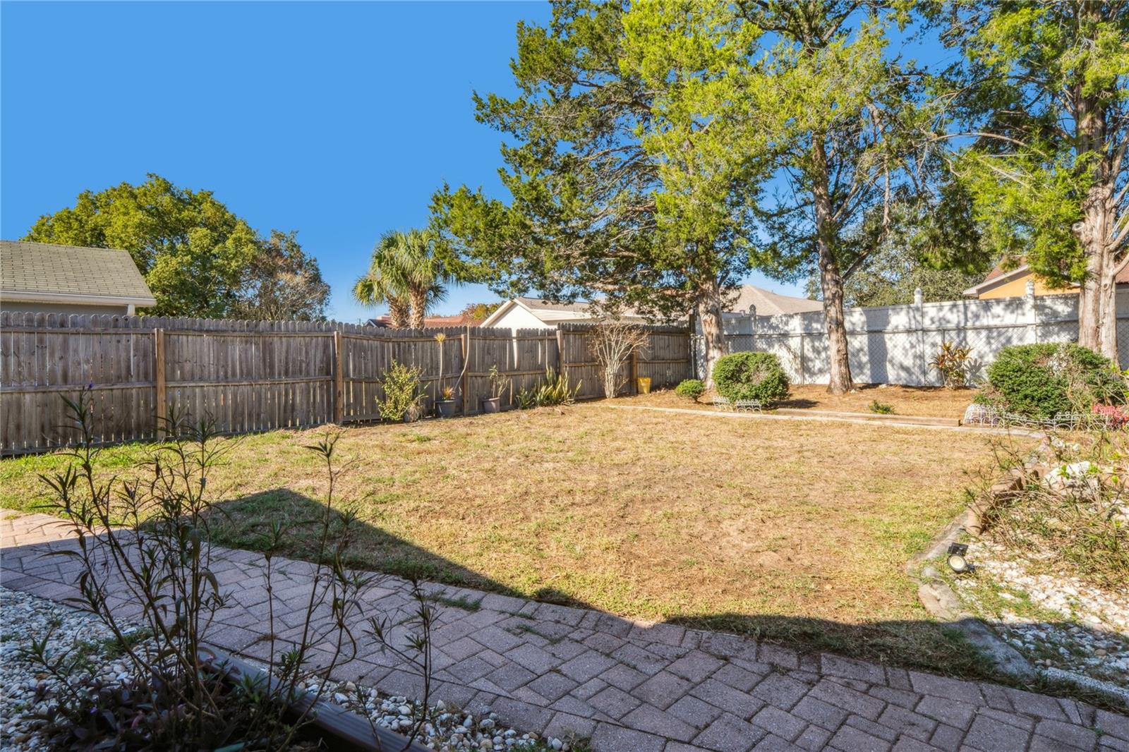 Image 40 of 64 For 4527 Goldcoast Avenue