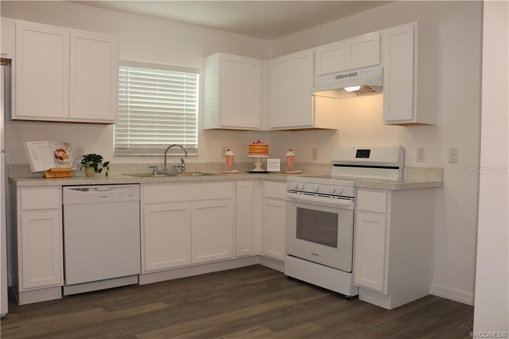 Image 15 of 35 For 9816 Allison Drive