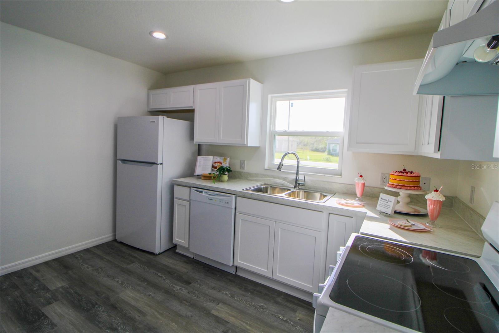 Image 7 of 35 For 9816 Allison Drive