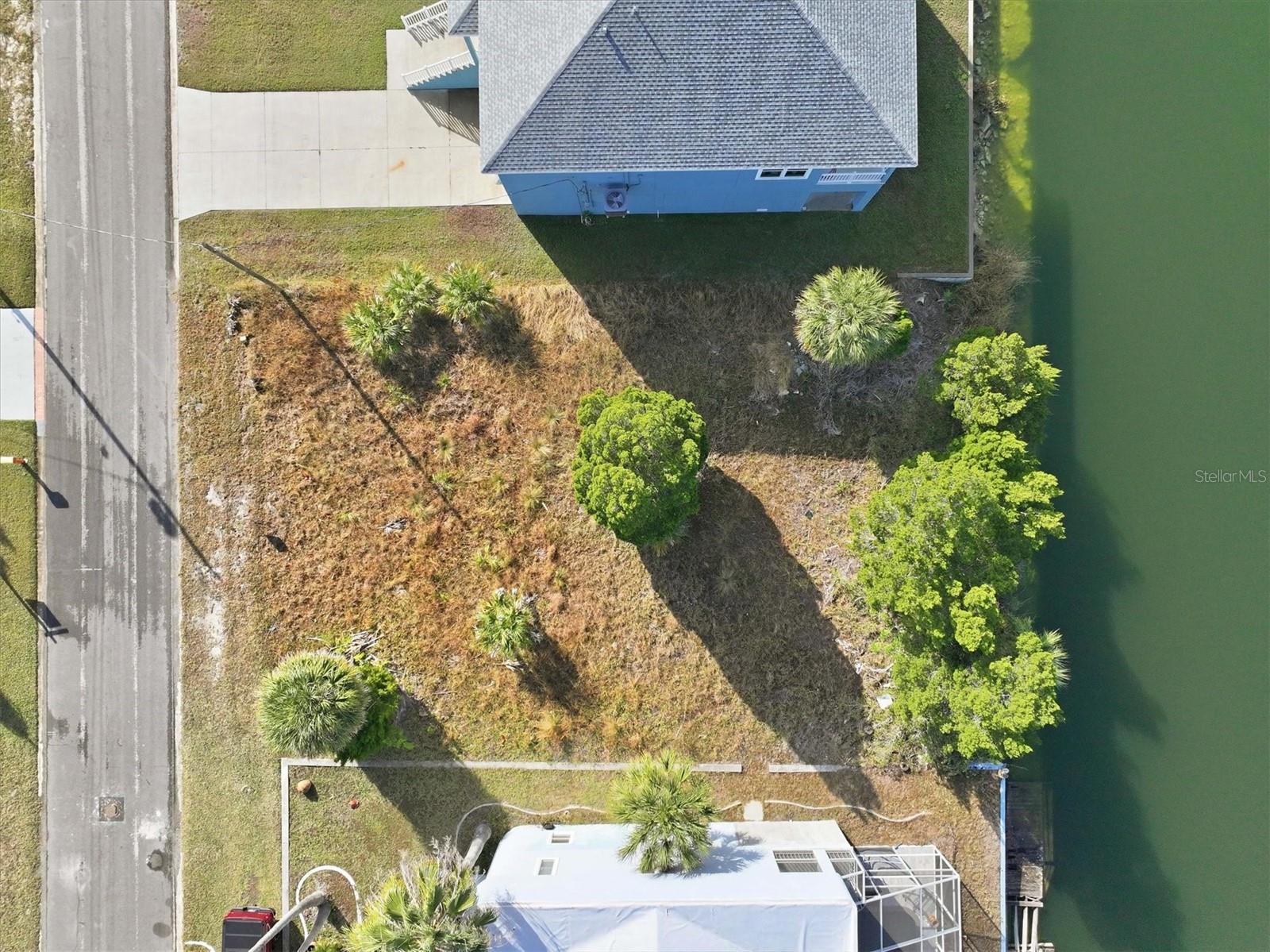 Image 11 of 13 For 3325 Gardenia Drive