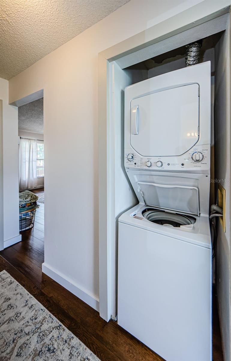 Image 24 of 60 For 7807 Hardwick Drive 123