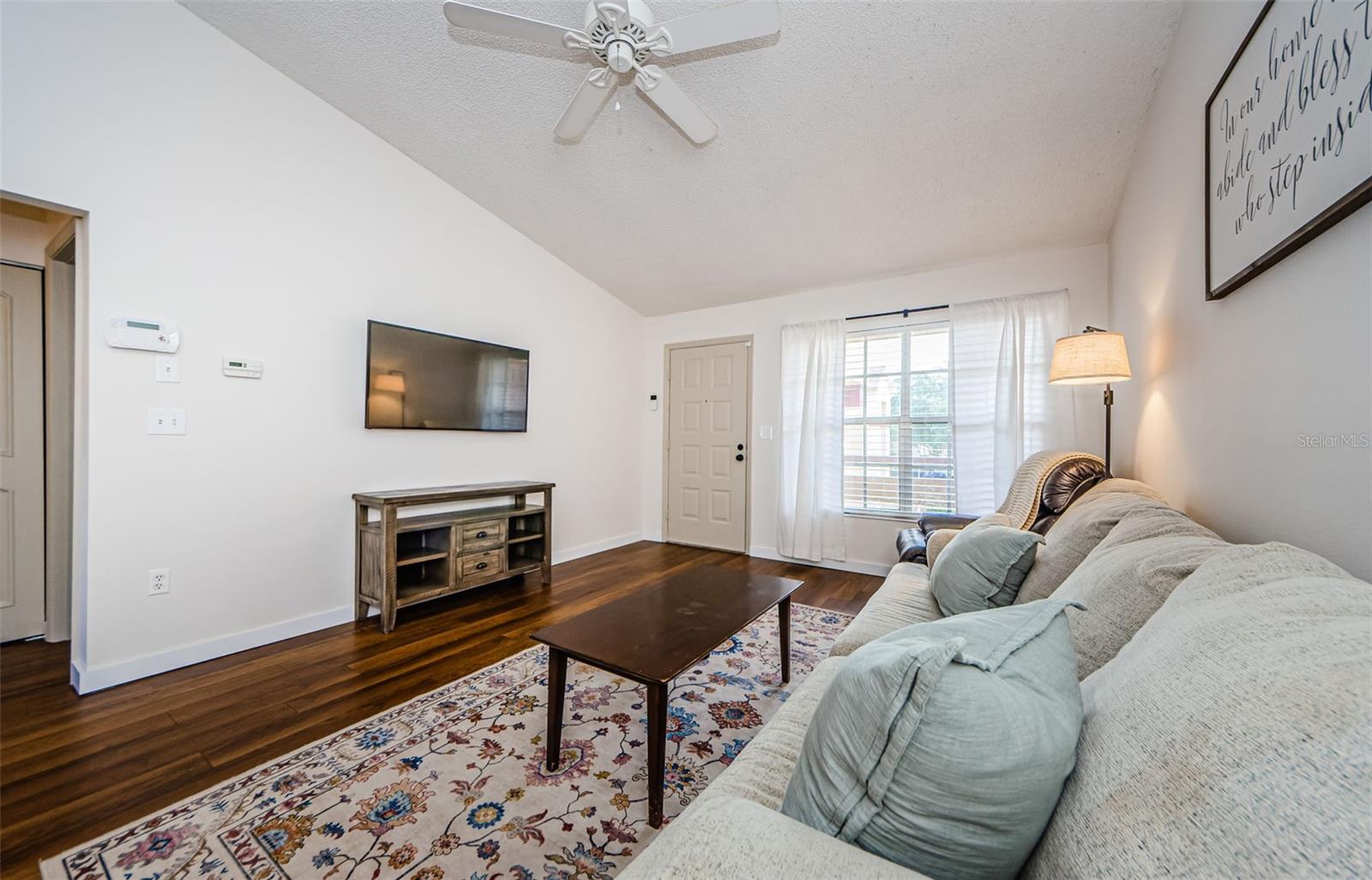 Image 8 of 60 For 7807 Hardwick Drive 123