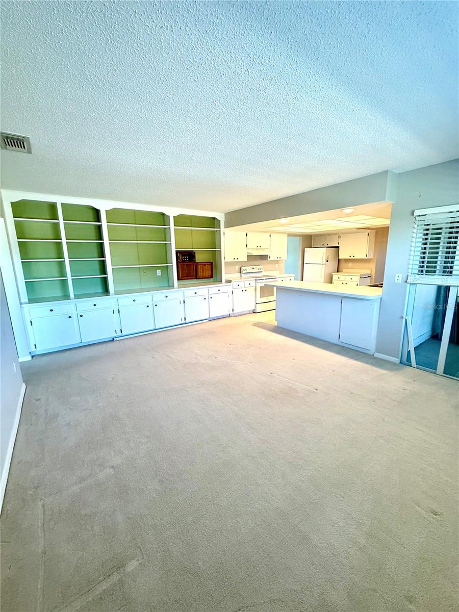 Image 12 of 27 For 657 Fort Duquesna Drive