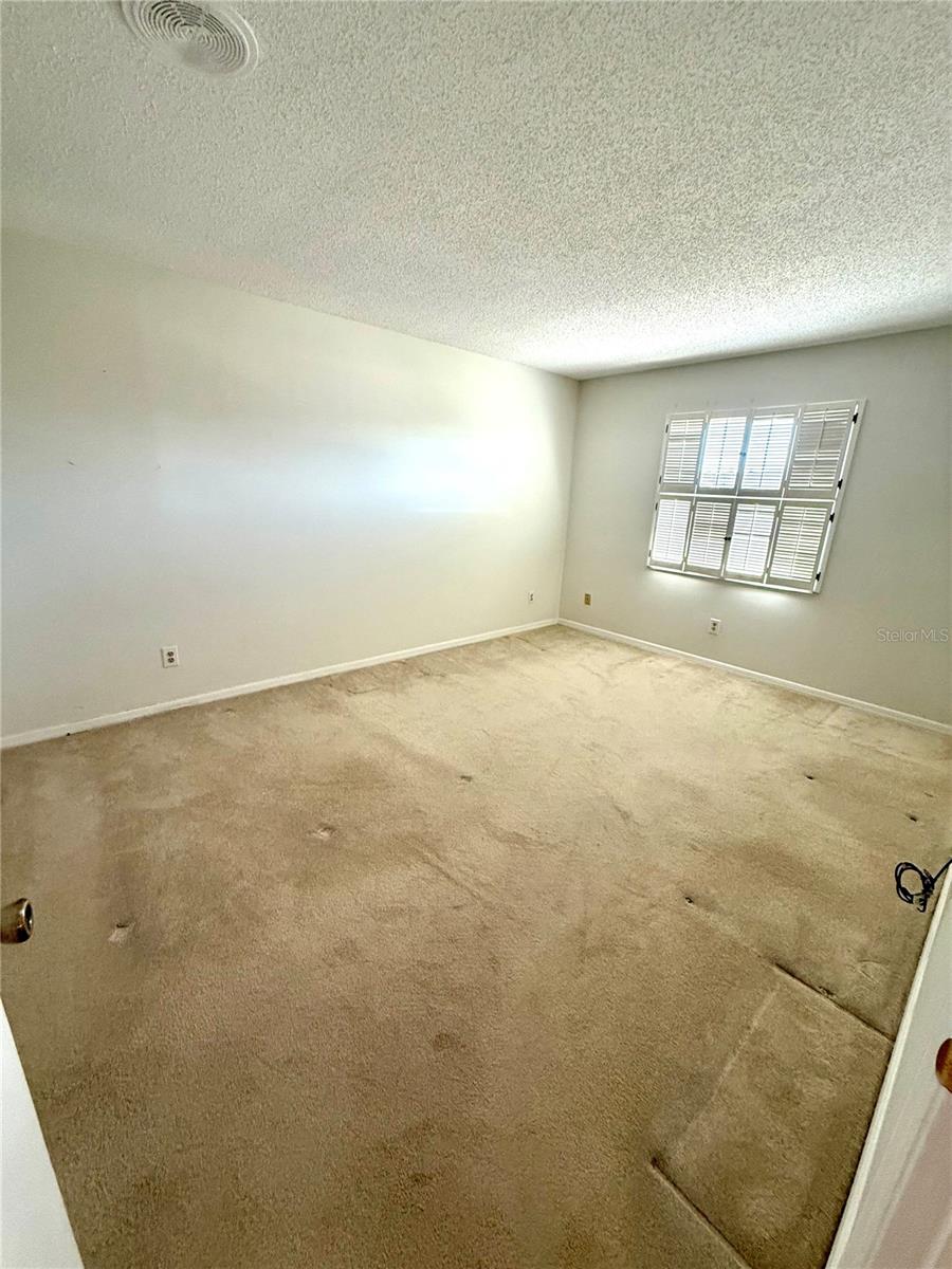 Image 19 of 27 For 657 Fort Duquesna Drive