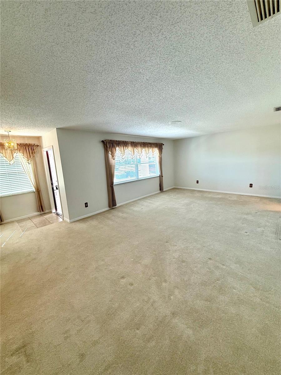 Image 5 of 27 For 657 Fort Duquesna Drive