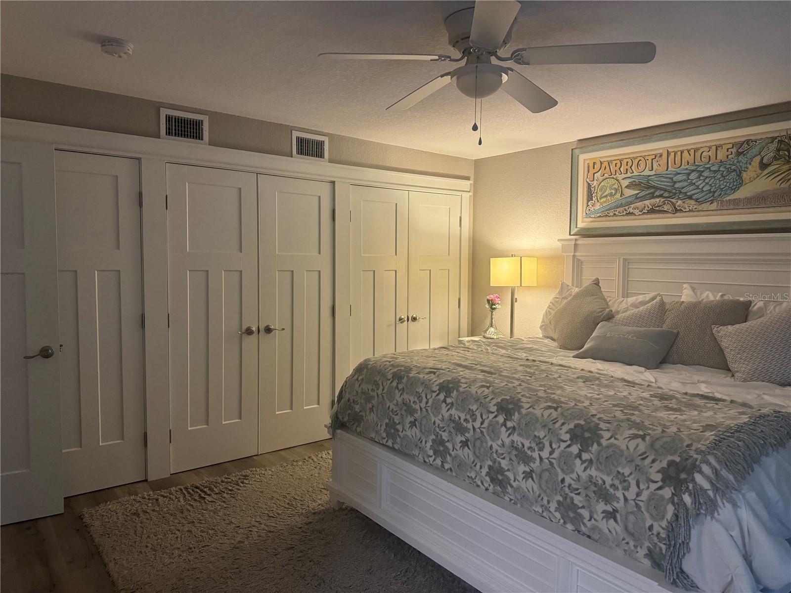 Image 11 of 12 For 7504 Grand Boulevard