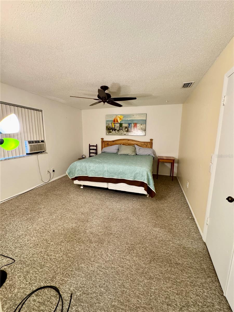 Image 15 of 20 For 7 Moser Court N