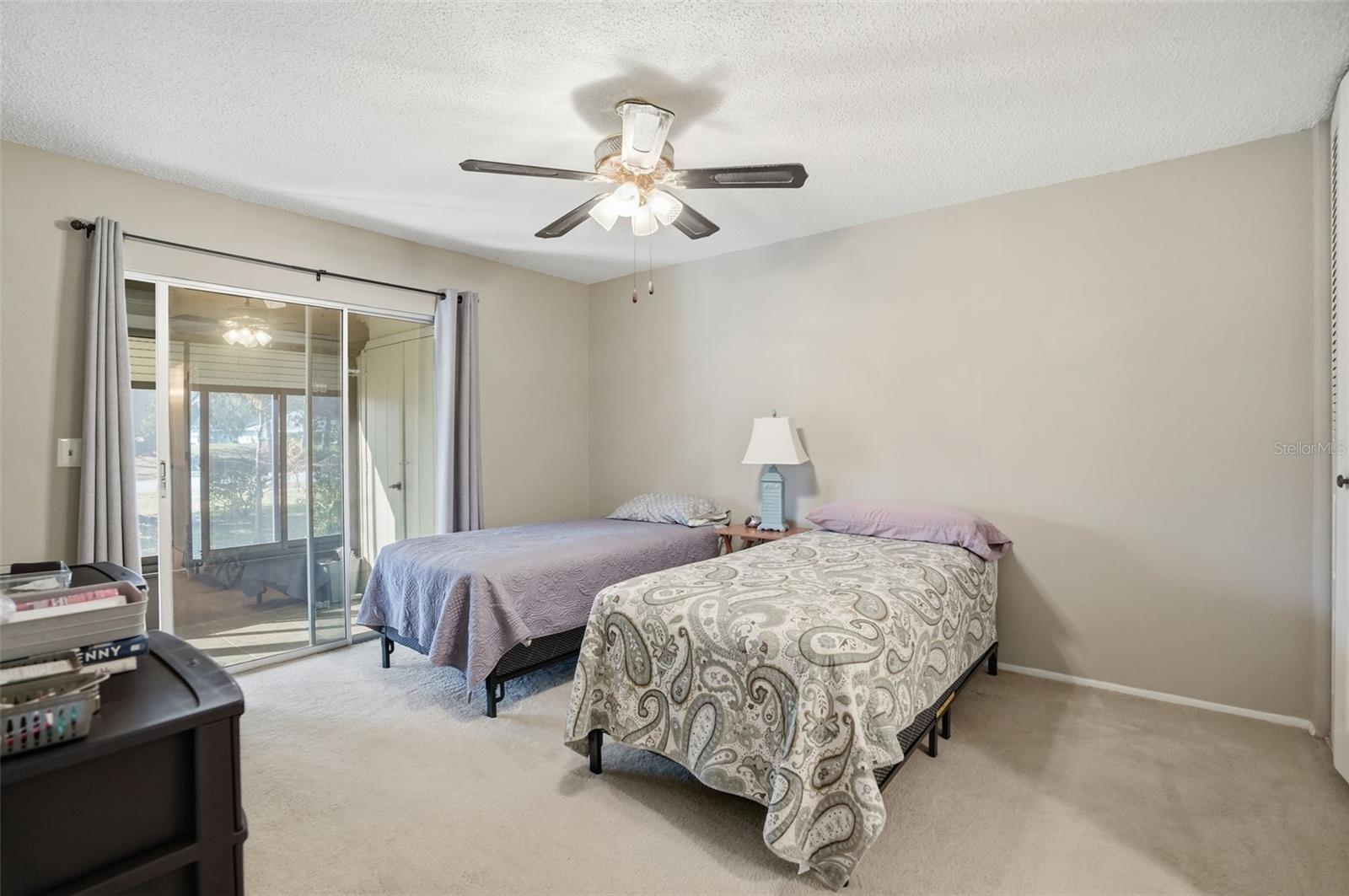 Listing photo id 11 for 11203 Pembridge Court 1