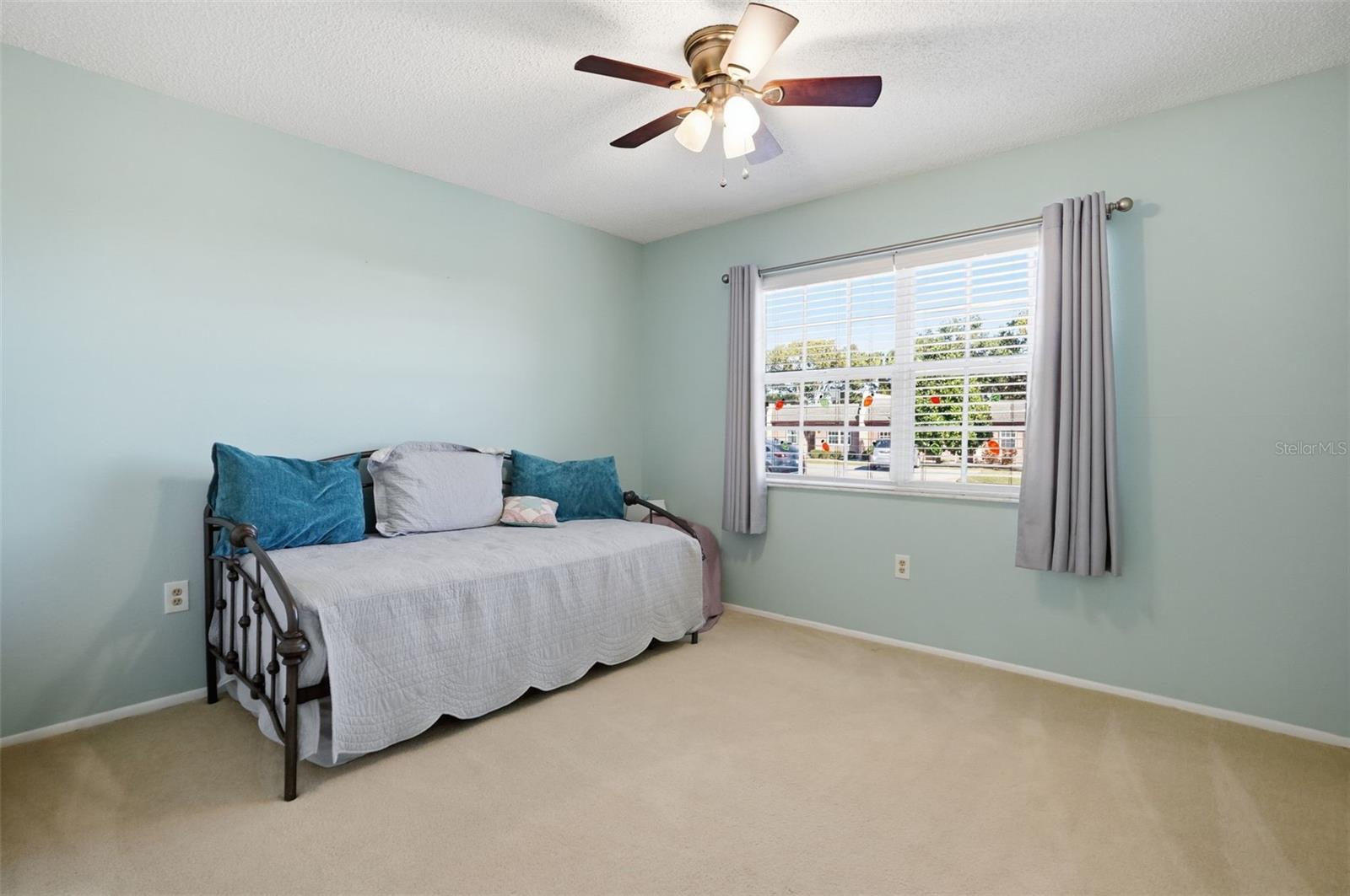 Listing photo id 14 for 11203 Pembridge Court 1