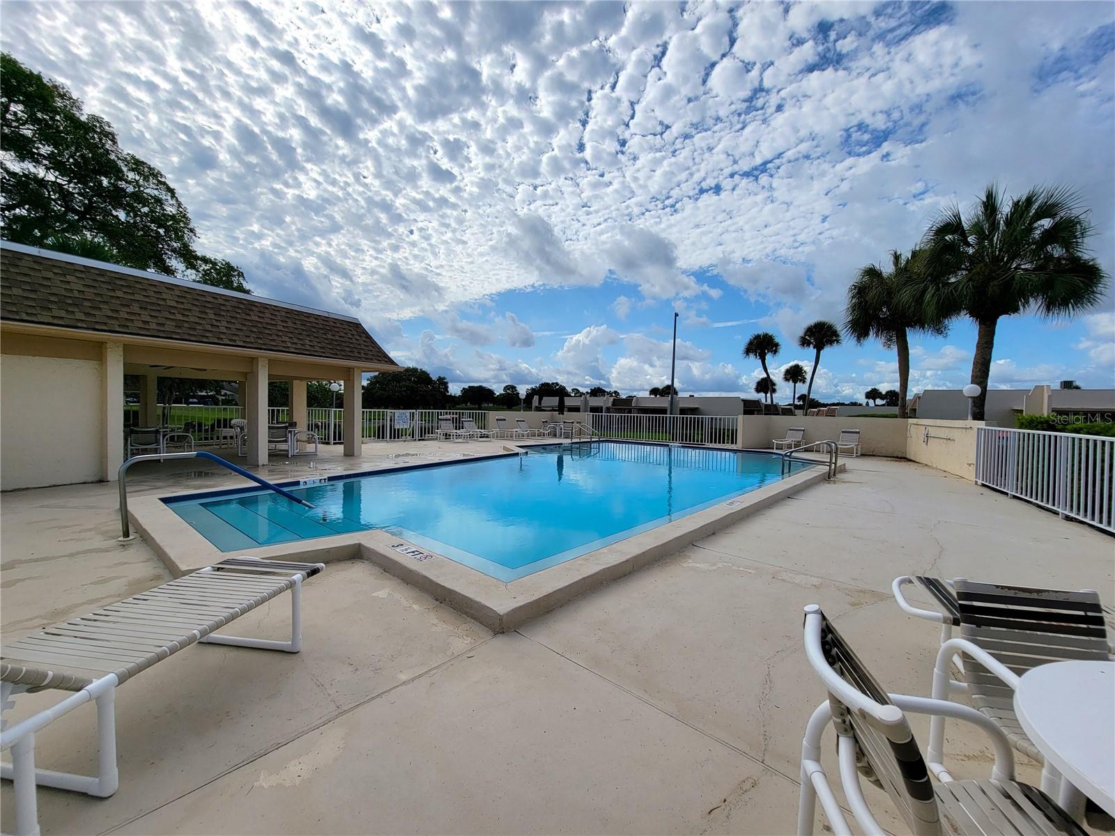 Listing photo id 23 for 11203 Pembridge Court 1