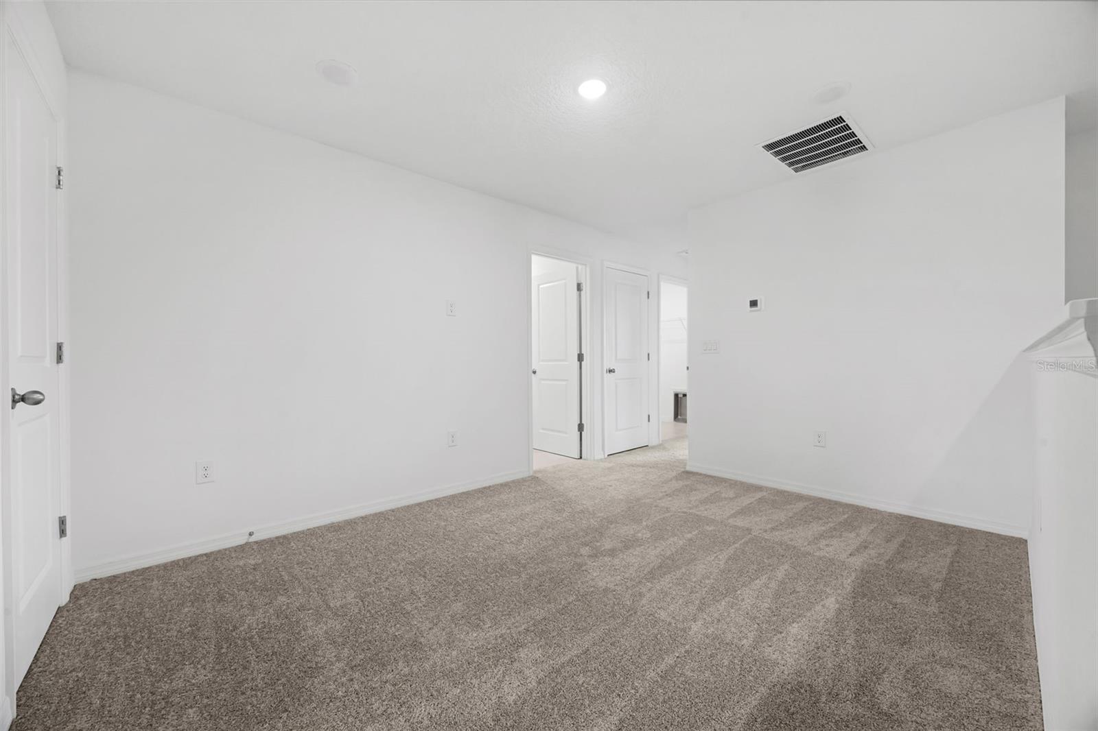 Image 21 of 40 For 729 Maple Oak Drive