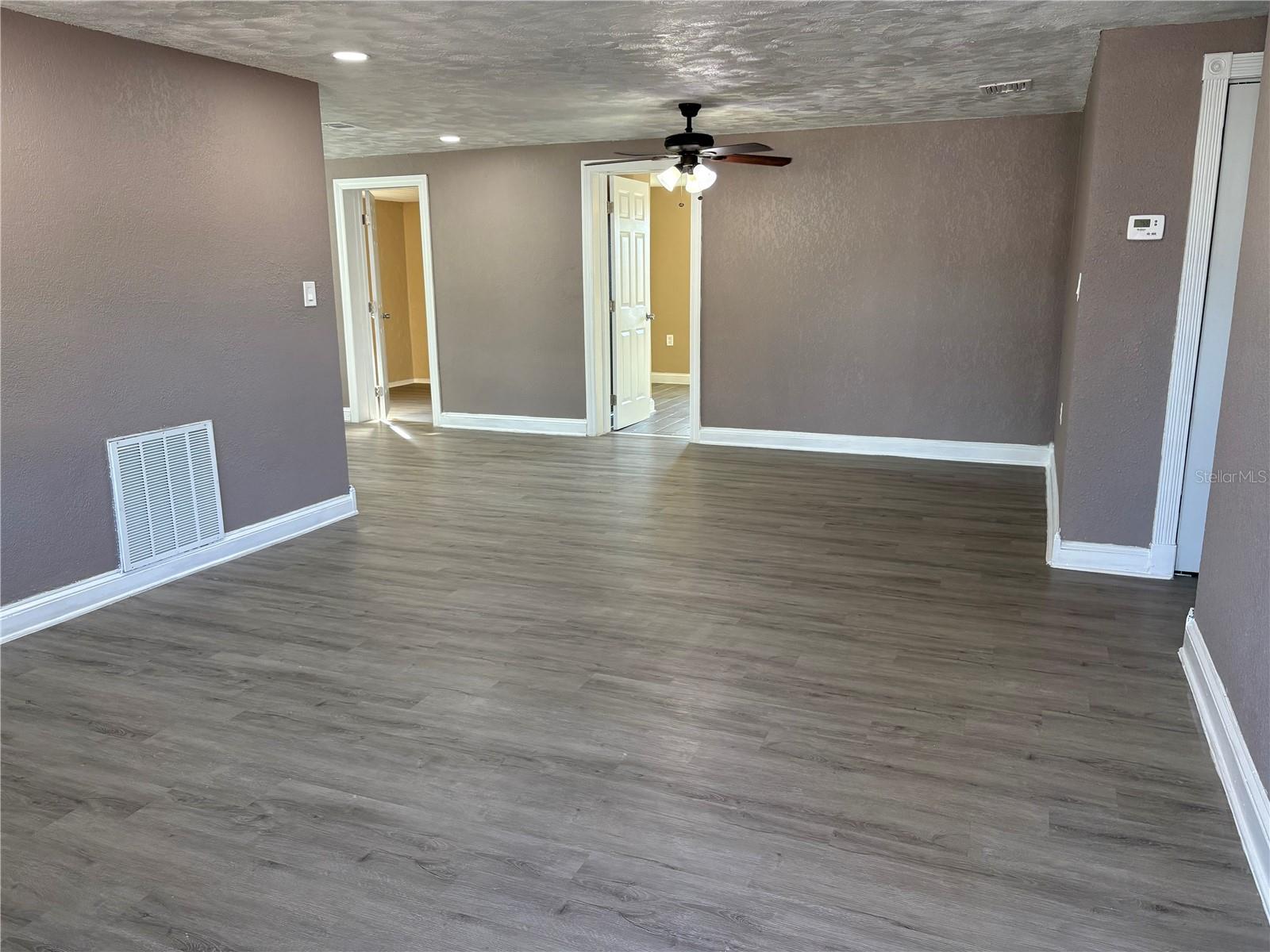 Image 15 of 26 For 1435 Maybury Drive