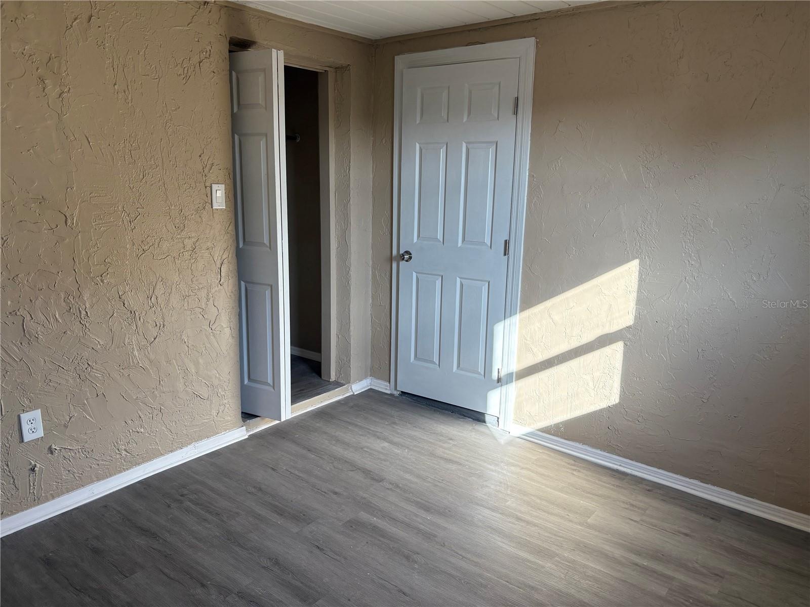 Image 24 of 26 For 1435 Maybury Drive