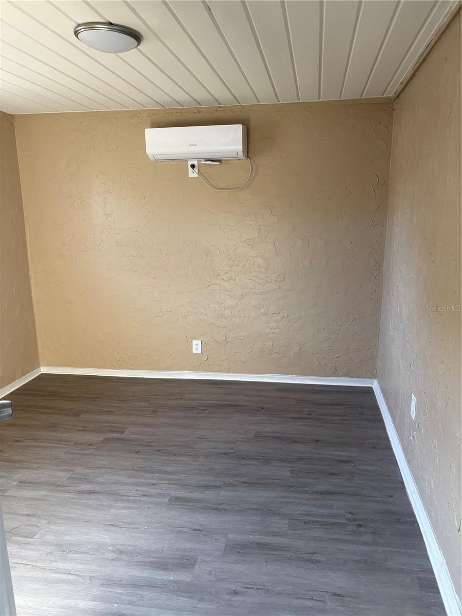 Image 26 of 26 For 1435 Maybury Drive